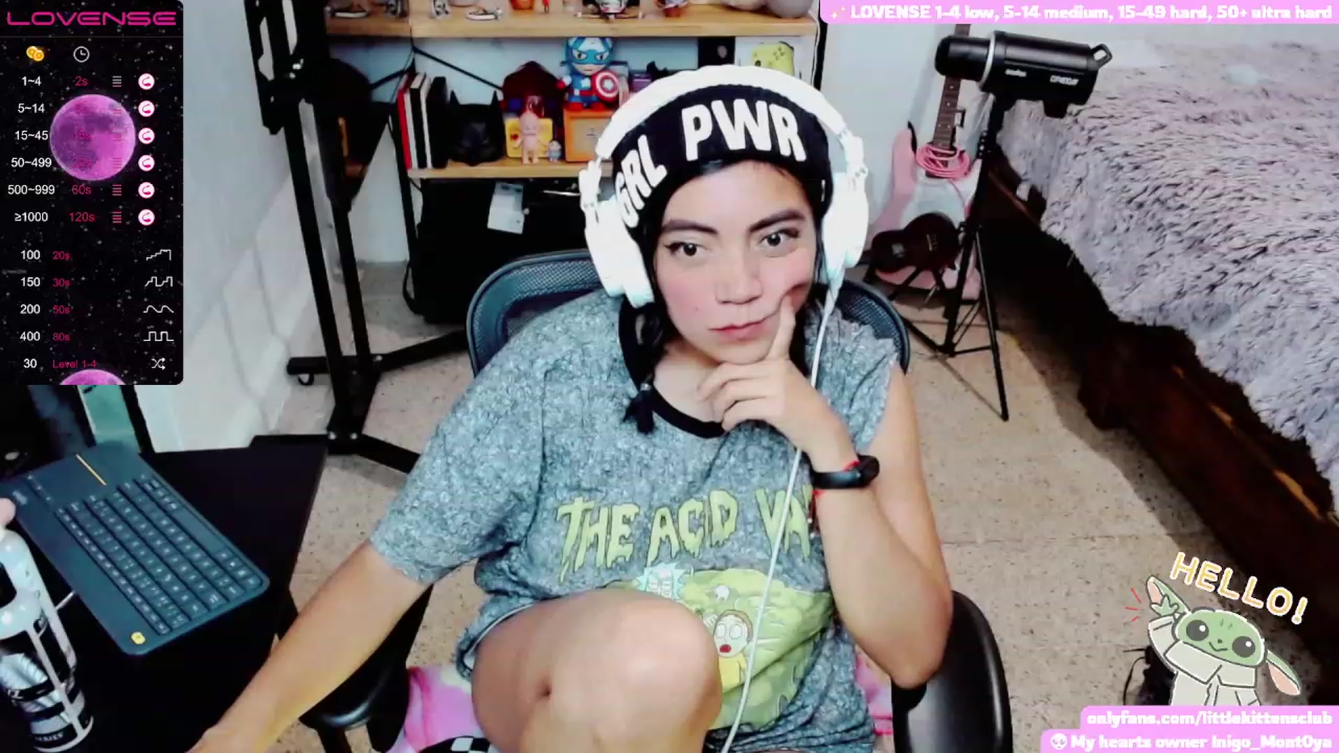 Gallery image thumbnail from CuteCumSlut's myfreecams stream on, 11/28/2022, 07:30 image 19 of 20