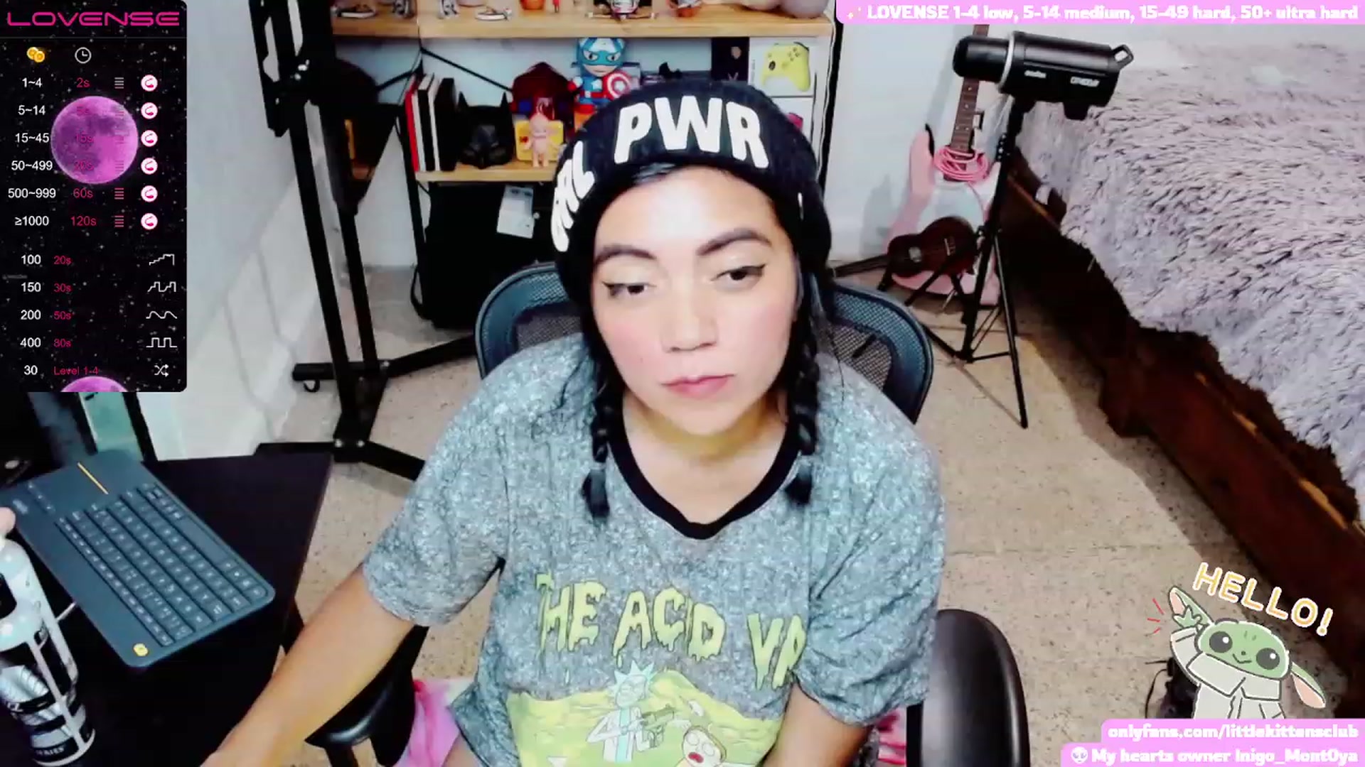 Gallery image thumbnail from CuteCumSlut's myfreecams stream on, 11/28/2022, 07:30 image 12 of 20
