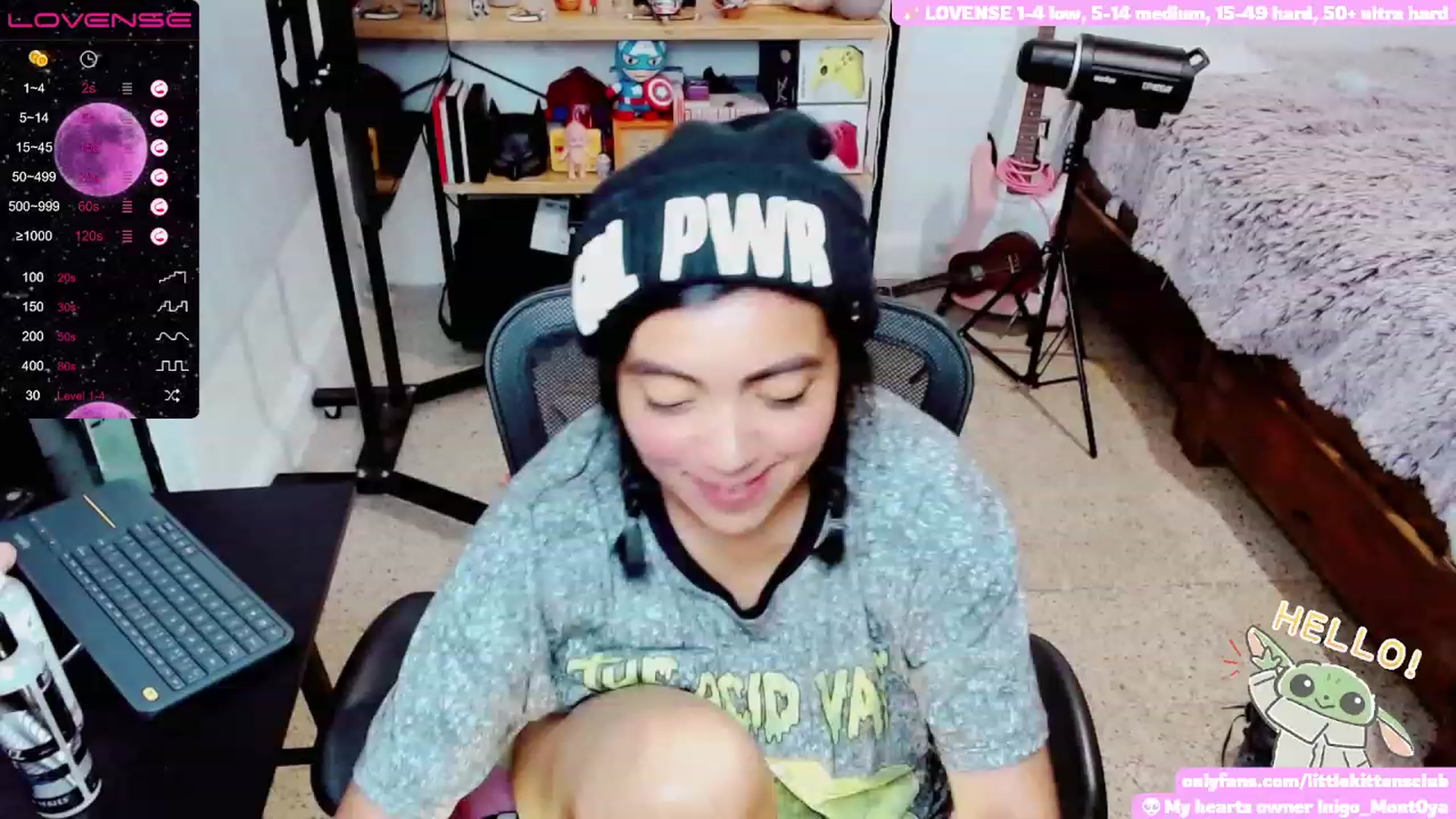 Gallery image thumbnail from CuteCumSlut's myfreecams stream on, 11/28/2022, 07:30 image 6 of 20