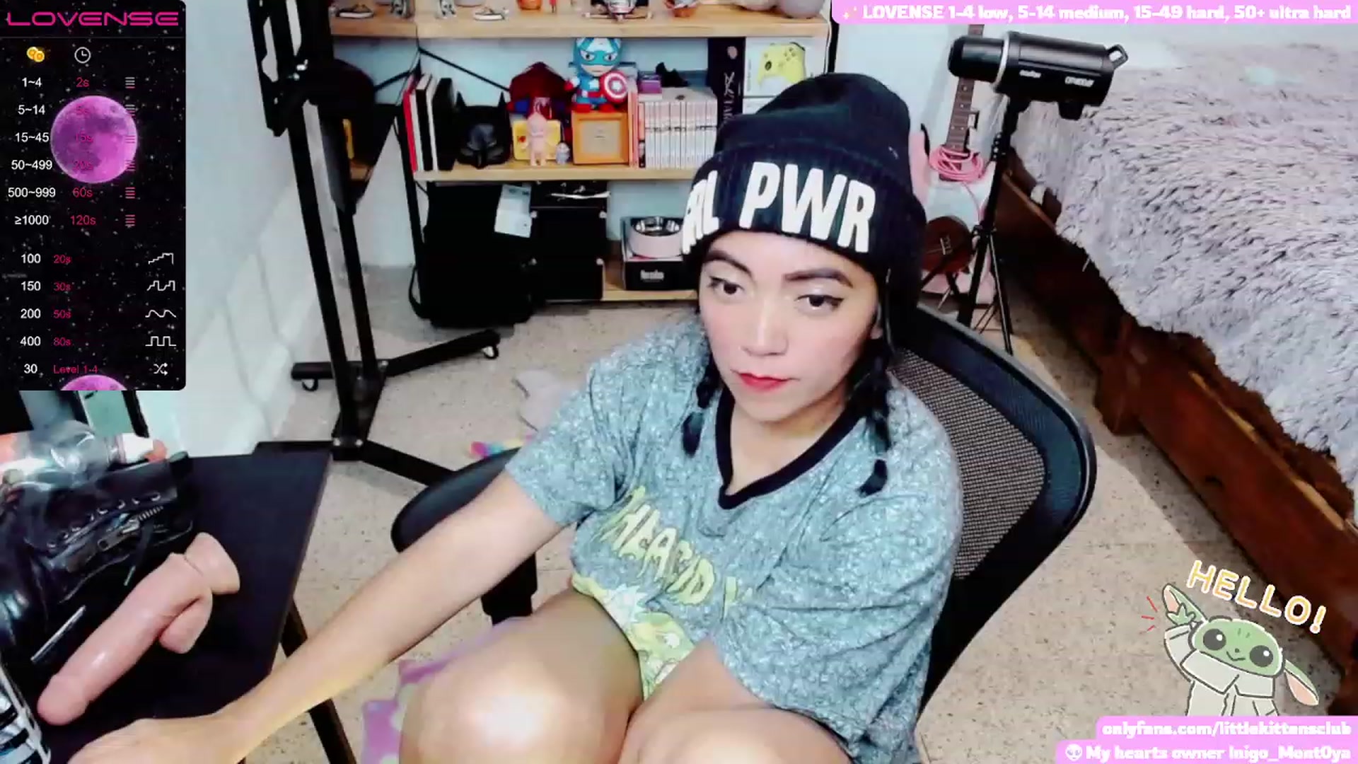 Gallery image thumbnail from CuteCumSlut's myfreecams stream on, 11/28/2022, 08:45 image 11 of 20