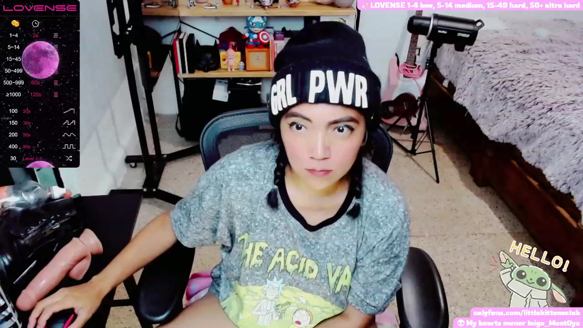 Gallery image thumbnail from CuteCumSlut's myfreecams stream on, 11/28/2022, 08:45 image 3 of 20