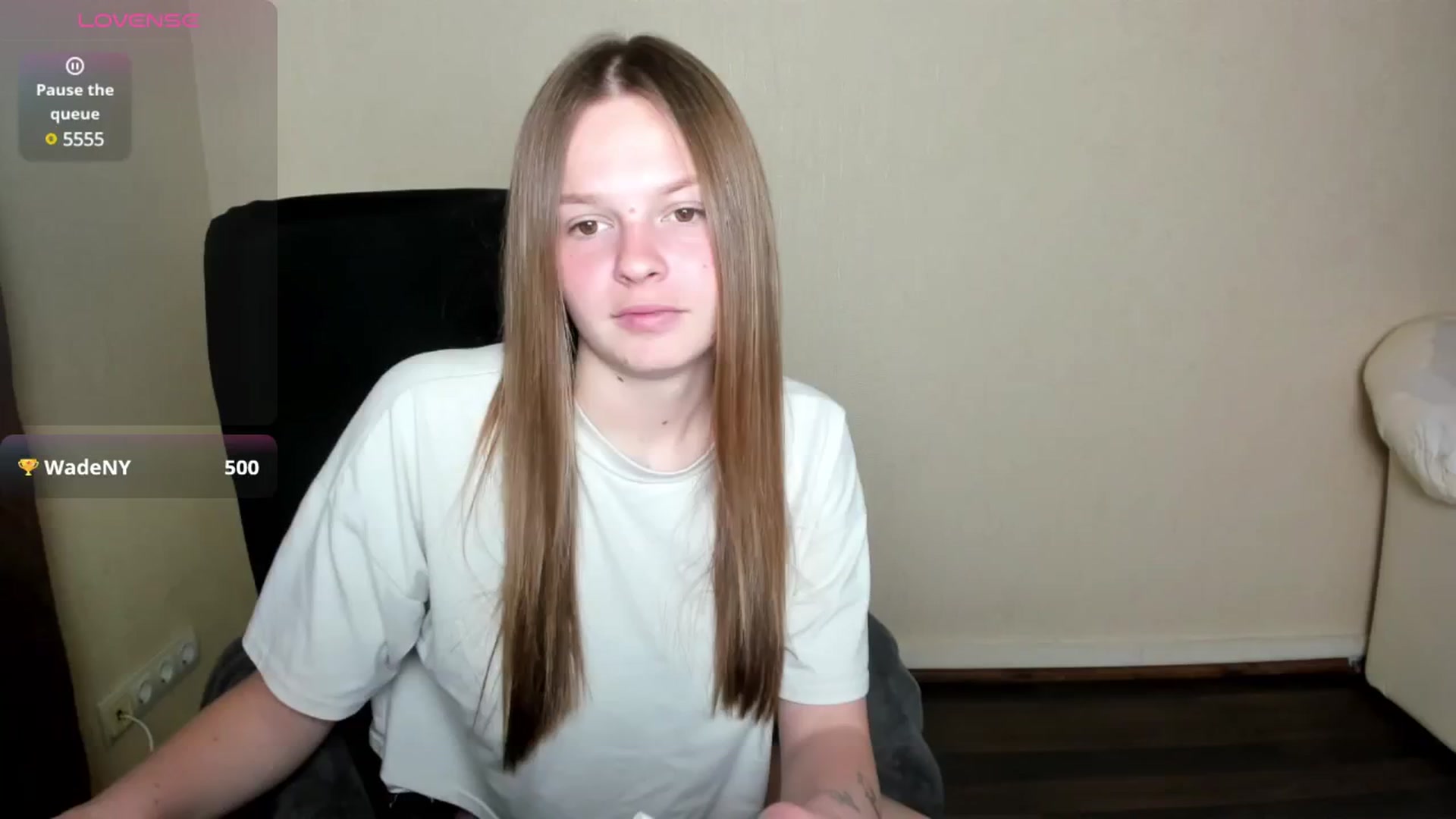 Gallery image thumbnail from CuteDina's myfreecams stream on, 04/26/2025, 10:25 image 6 of 20