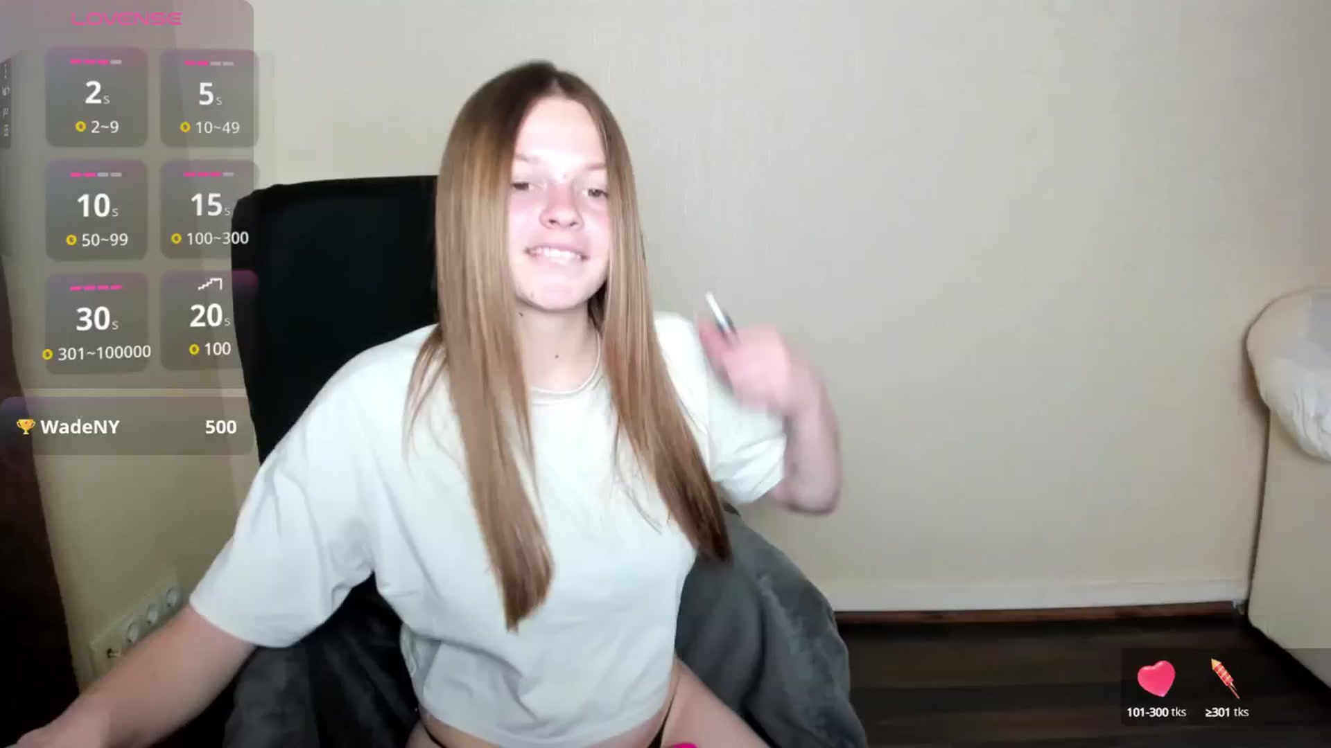 Gallery image thumbnail from CuteDina's myfreecams stream on, 04/26/2025, 10:25 image 7 of 20