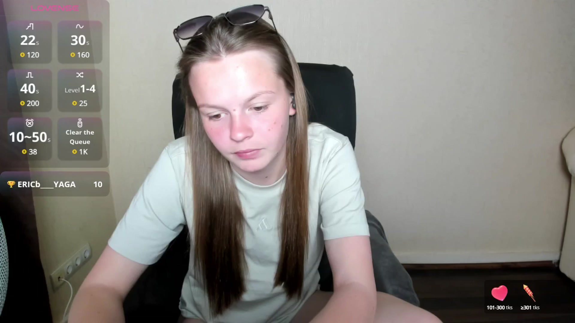 Gallery image thumbnail from CuteDina's myfreecams stream on, 05/04/2025, 09:39 image 13 of 20