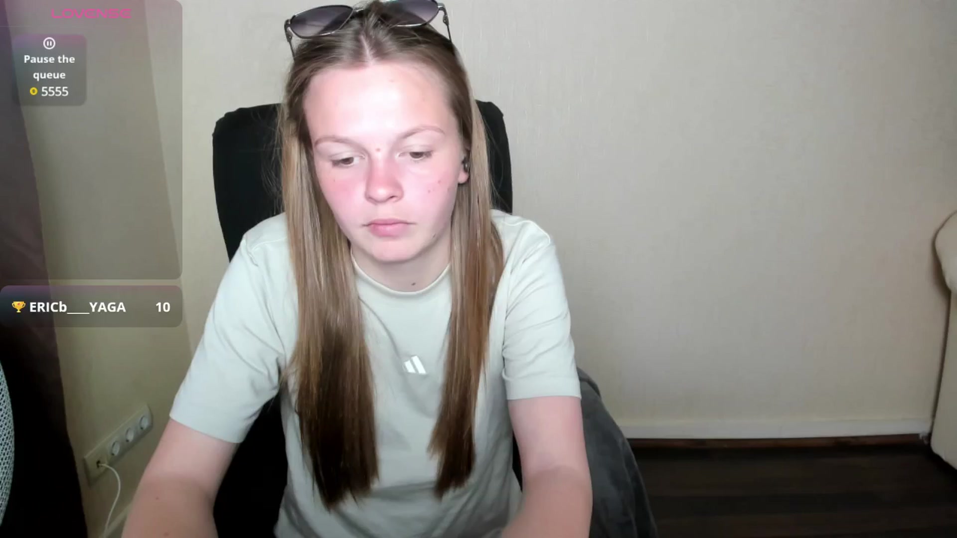 Gallery image thumbnail from CuteDina's myfreecams stream on, 05/04/2025, 09:39 image 8 of 20