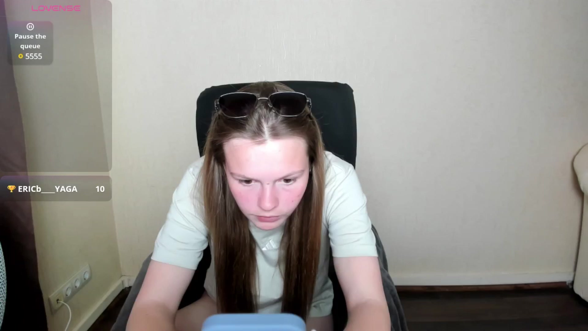 Gallery image thumbnail from CuteDina's myfreecams stream on, 05/04/2025, 09:39 image 17 of 20