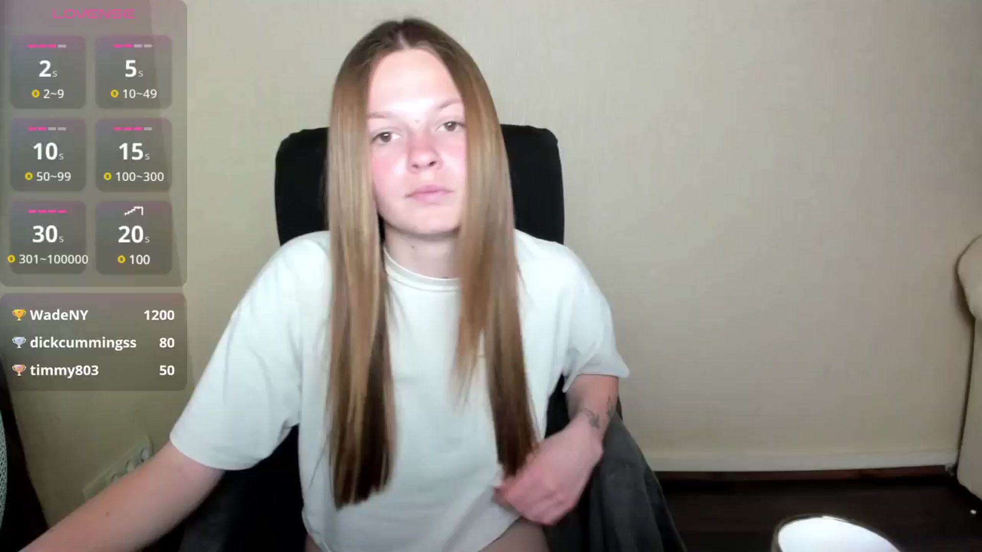 Gallery image thumbnail from CuteDina's myfreecams stream on, 05/05/2025, 09:49 image 19 of 20