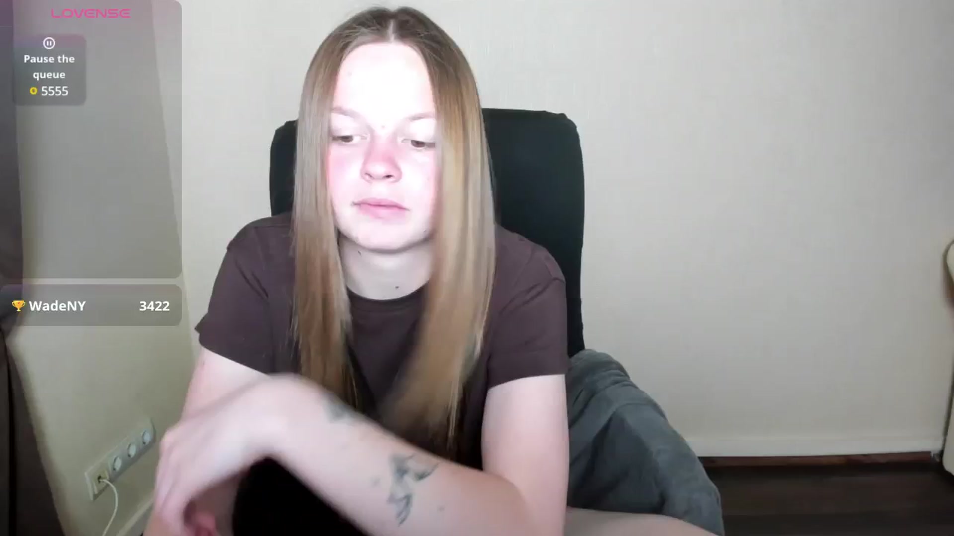 Gallery image thumbnail from CuteDina's myfreecams stream on, 05/08/2025, 08:12 image 2 of 20