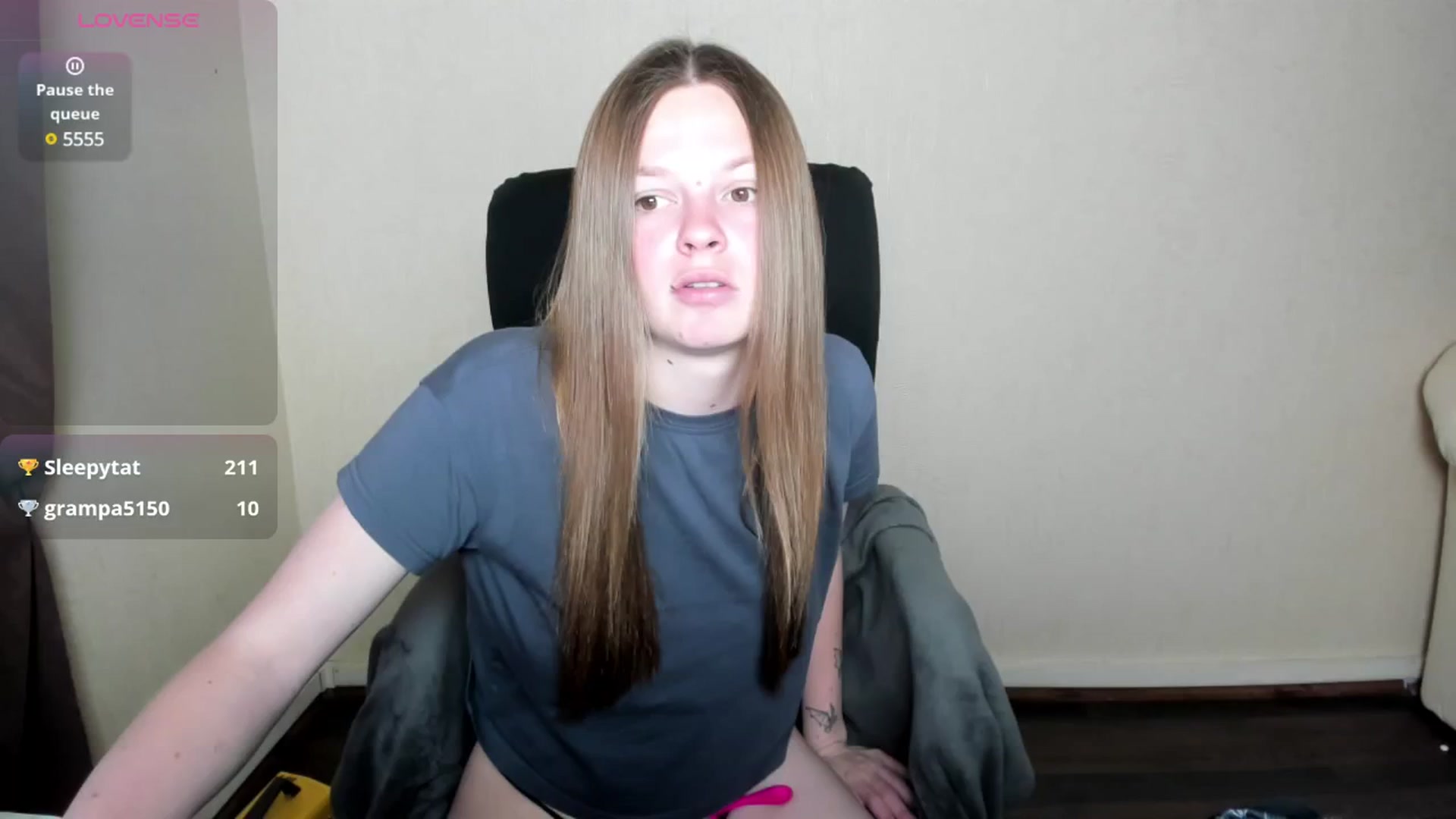 Gallery image thumbnail from CuteDina's myfreecams stream on, 05/13/2025, 07:21 image 14 of 20