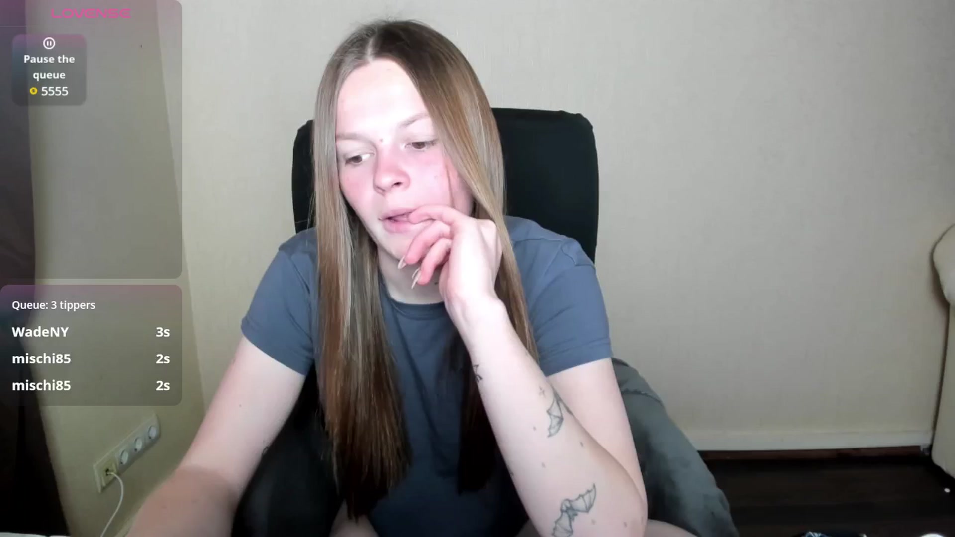 Gallery image thumbnail from CuteDina's myfreecams stream on, 05/13/2025, 08:10 image 11 of 20