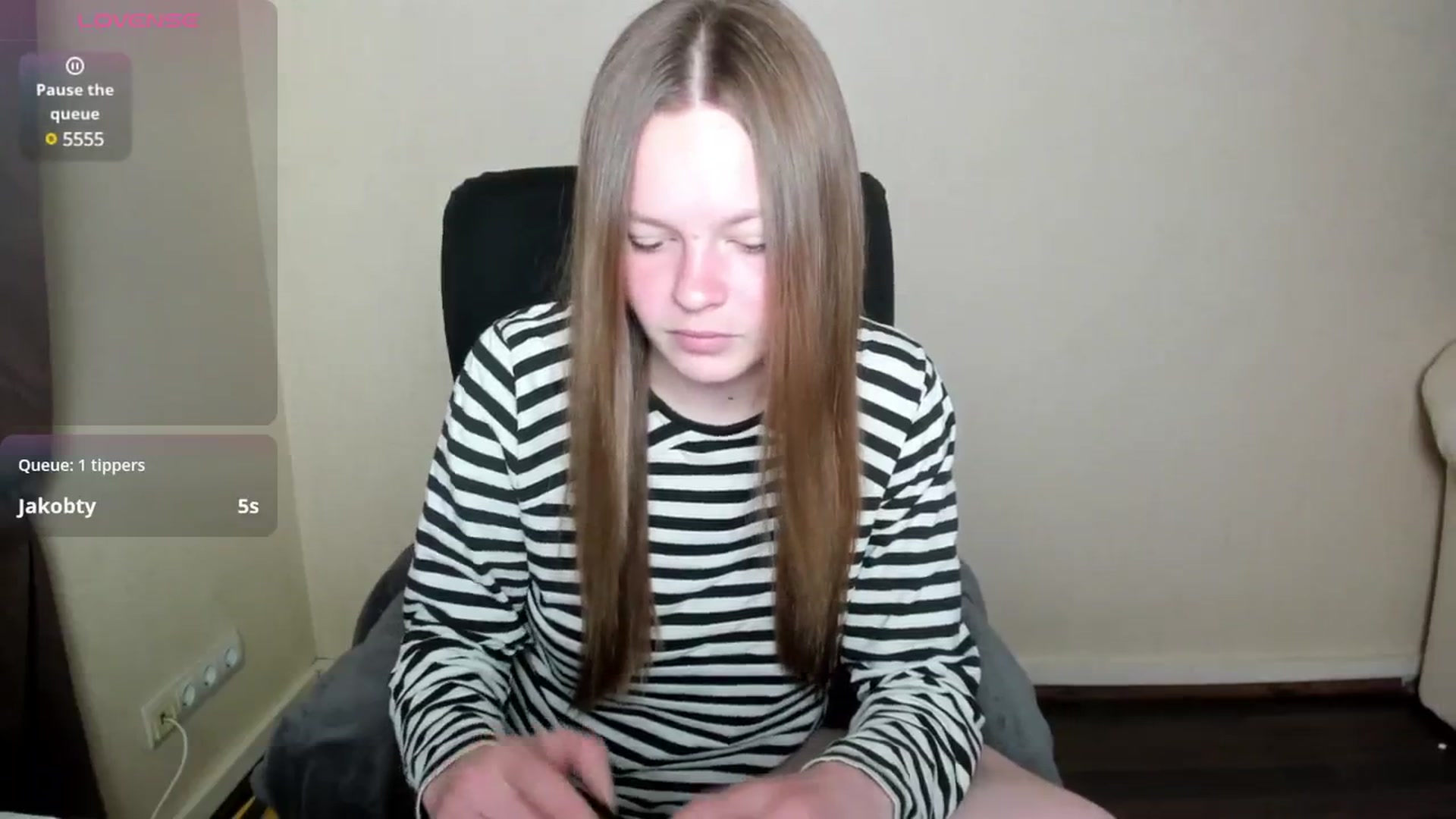 Gallery image thumbnail from CuteDina's myfreecams stream on, 05/14/2025, 07:17 image 2 of 20