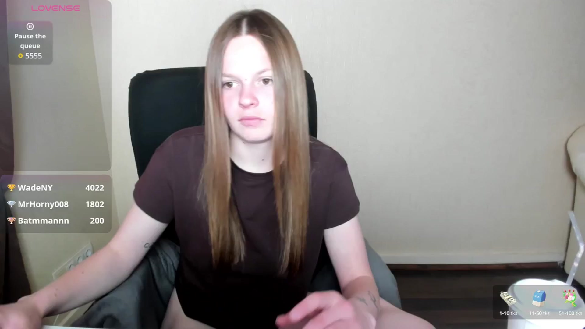 Gallery image thumbnail from CuteDina's myfreecams stream on, 05/16/2025, 12:33 image 6 of 20