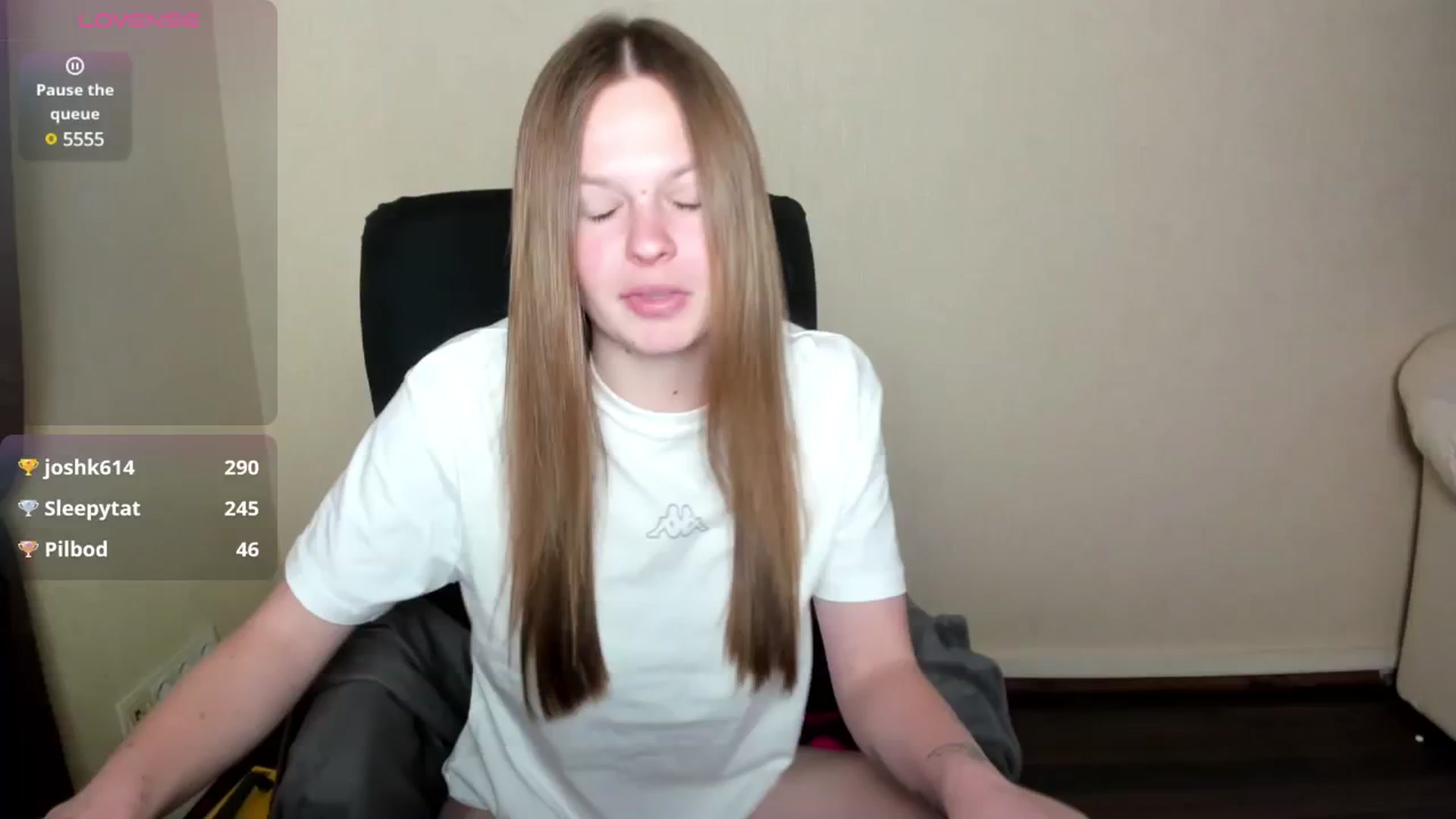 Gallery image thumbnail from CuteDina's myfreecams stream on, 05/17/2025, 09:24 image 7 of 20