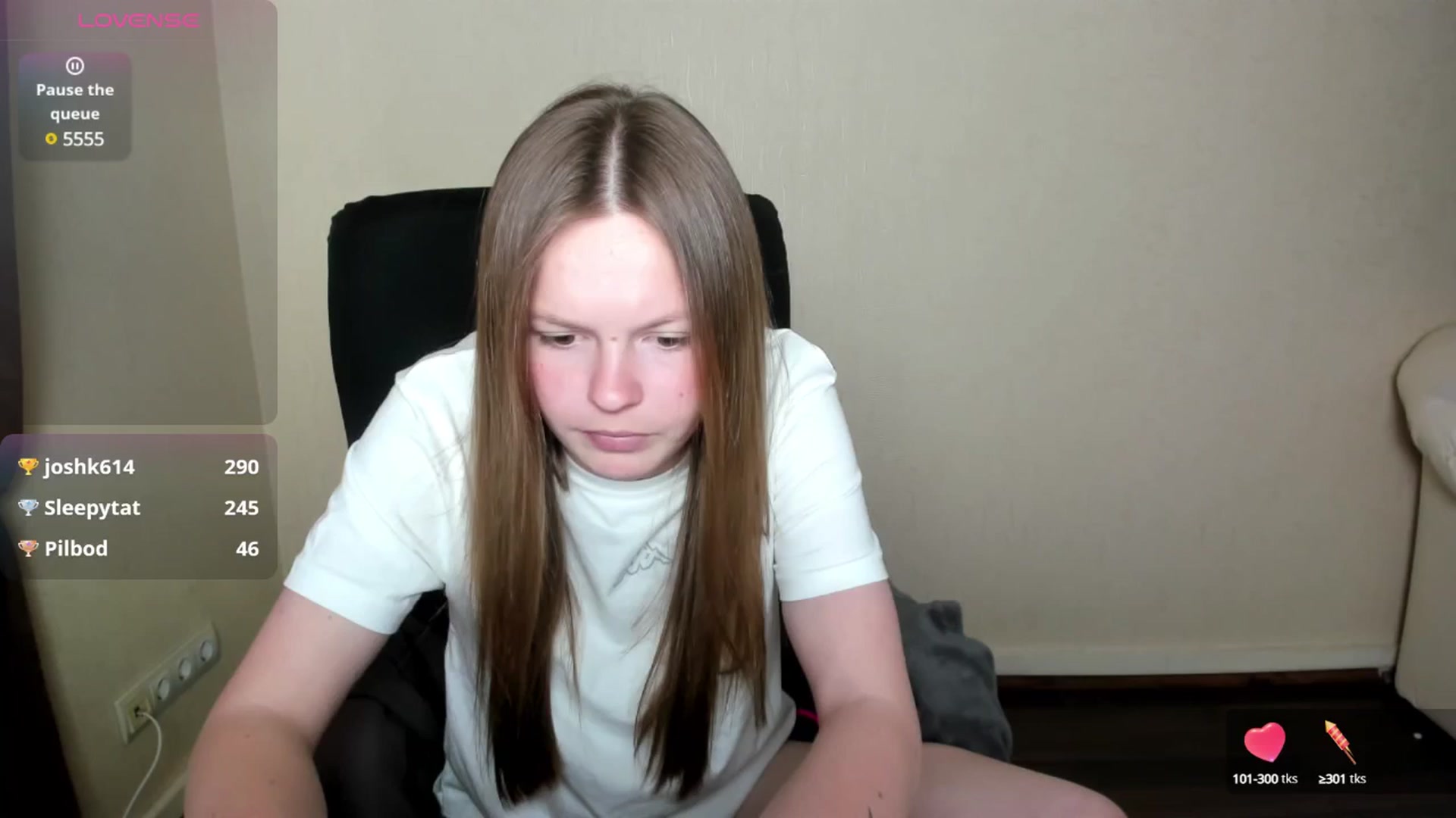 Gallery image thumbnail from CuteDina's myfreecams stream on, 05/17/2025, 09:24 image 16 of 20