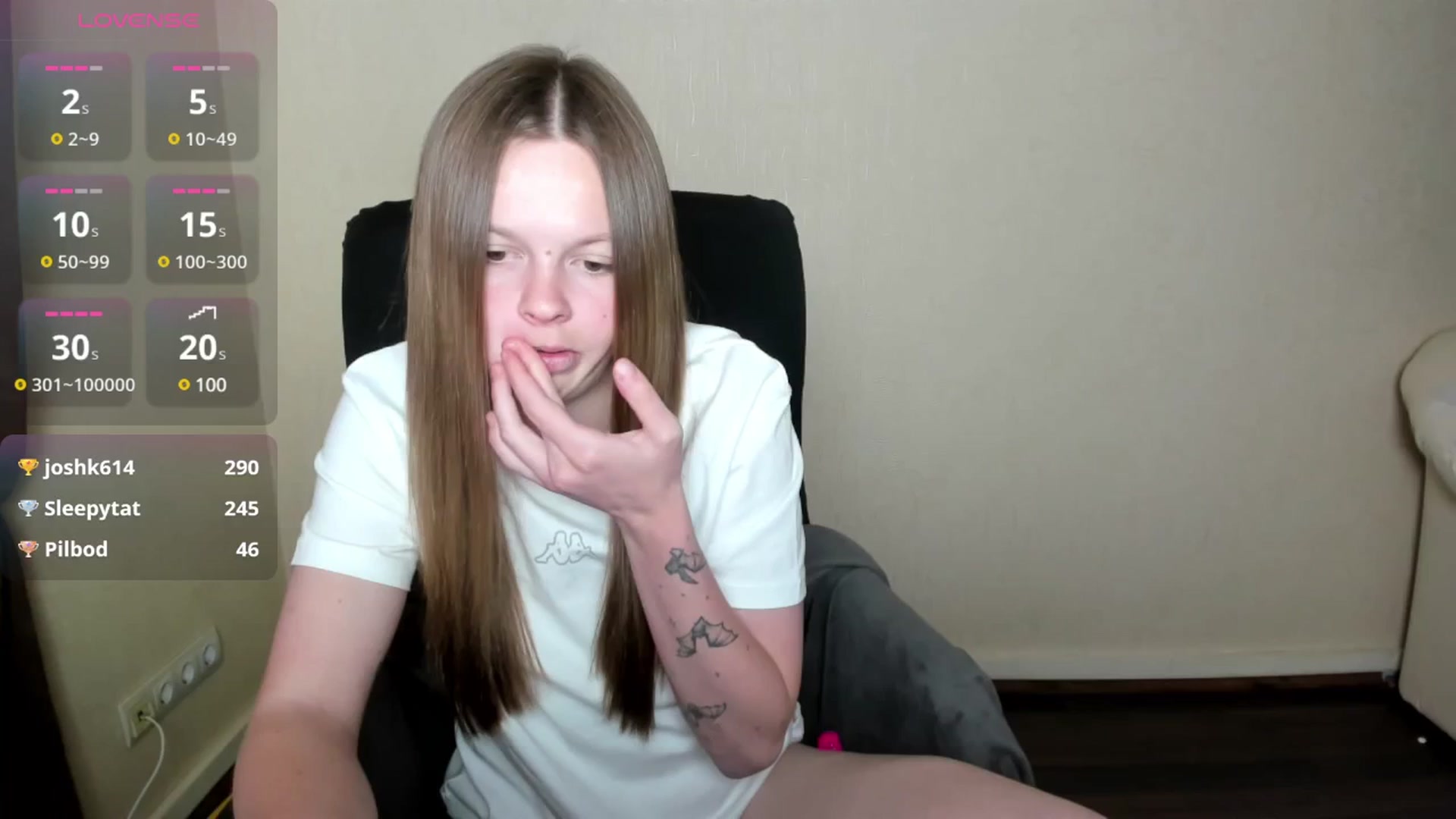 Gallery image thumbnail from CuteDina's myfreecams stream on, 05/17/2025, 10:14 image 2 of 20