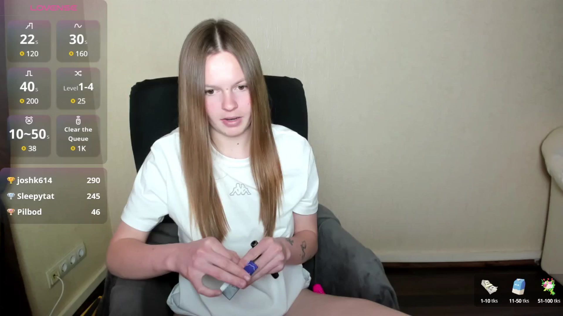 Gallery image thumbnail from CuteDina's myfreecams stream on, 05/17/2025, 10:14 image 4 of 20