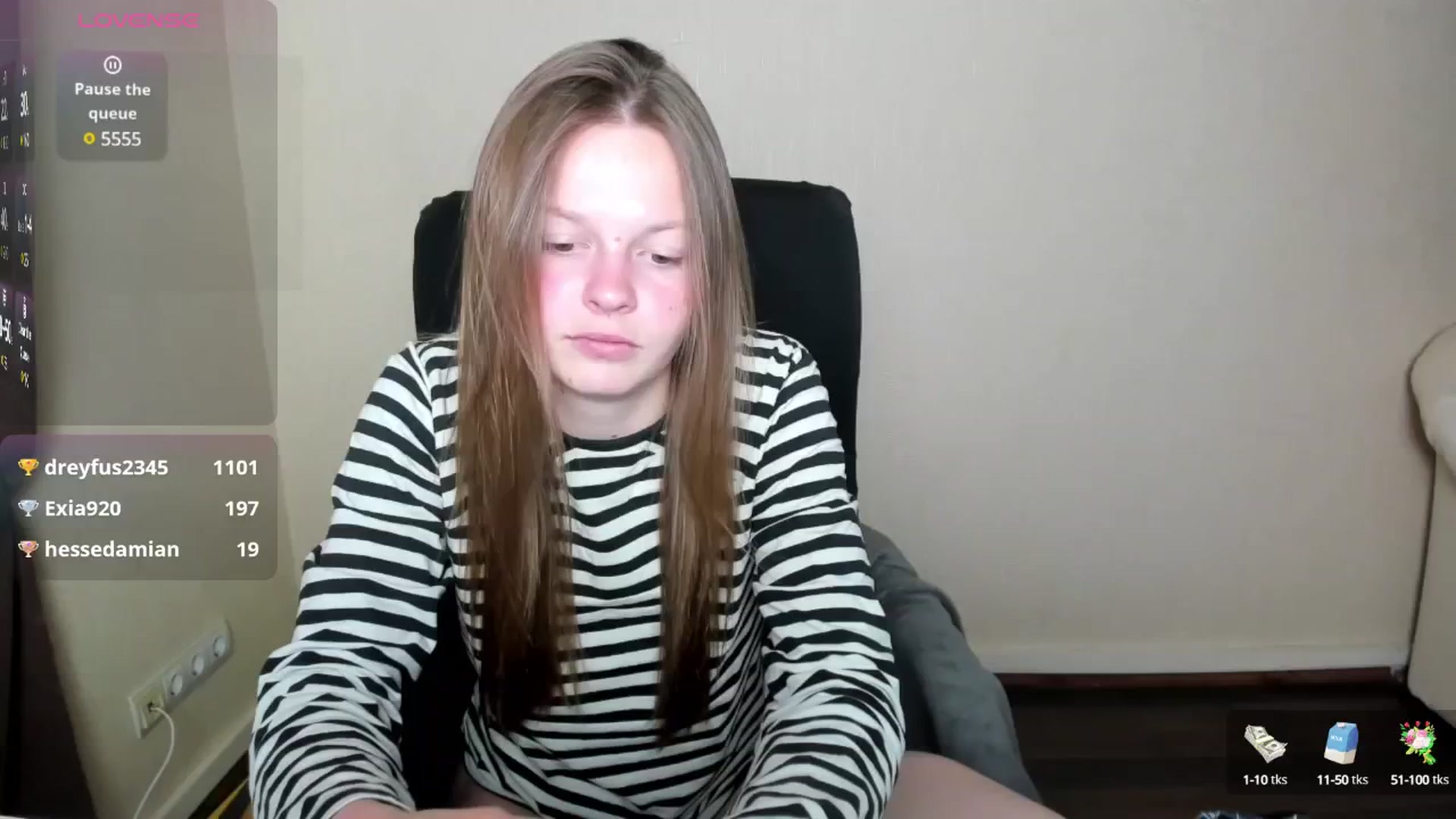 Gallery image thumbnail from CuteDina's myfreecams stream on, 05/18/2025, 08:54 image 15 of 20