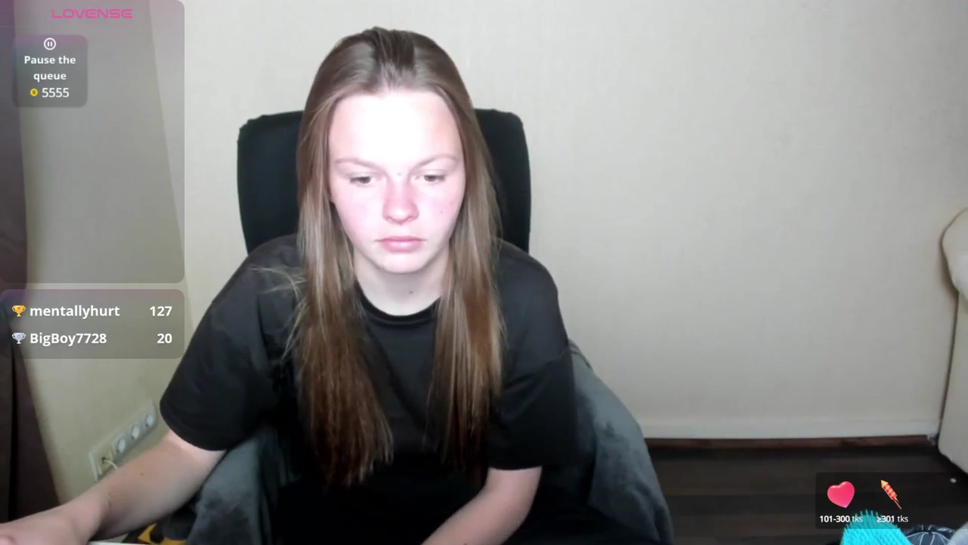 Gallery image thumbnail from CuteDina's myfreecams stream on, 05/19/2025, 07:24 image 16 of 20