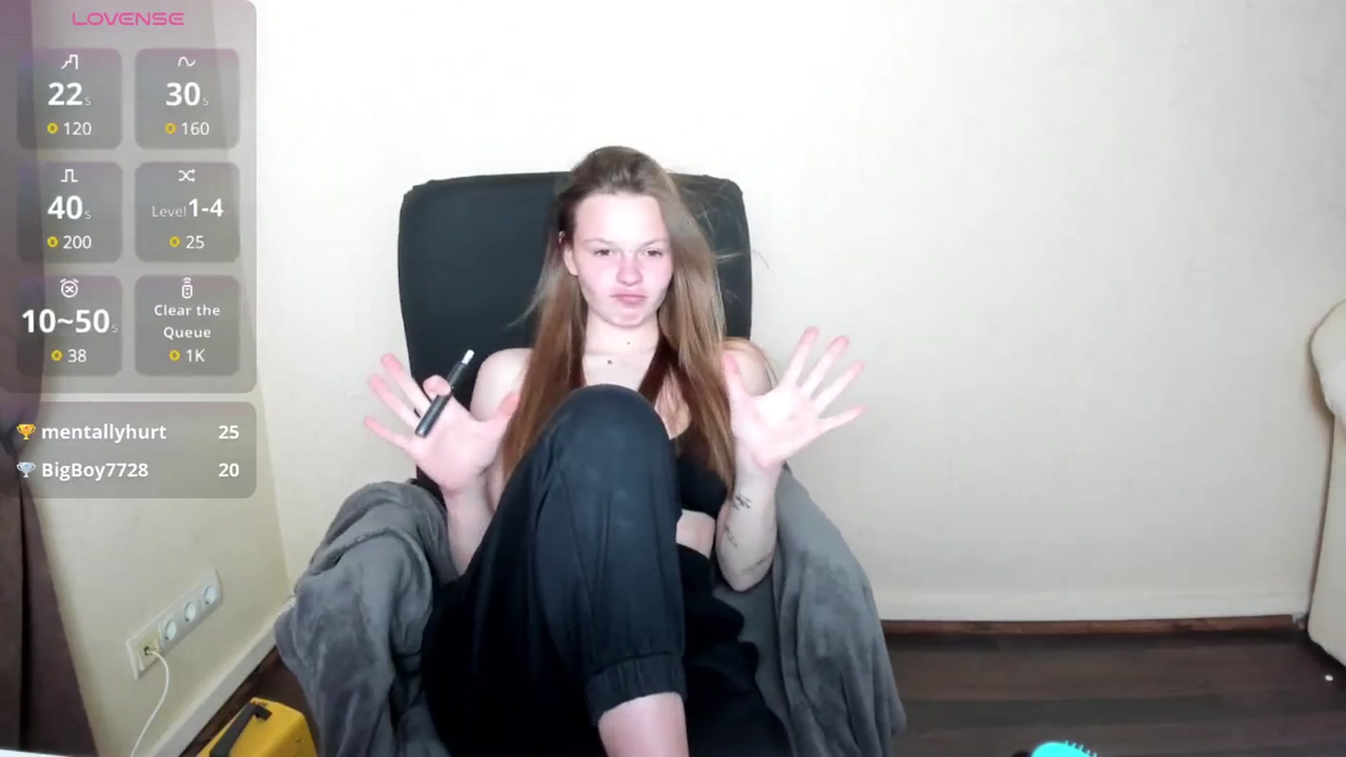 Gallery image thumbnail from CuteDina's myfreecams stream on, 05/19/2025, 07:24 image 8 of 20