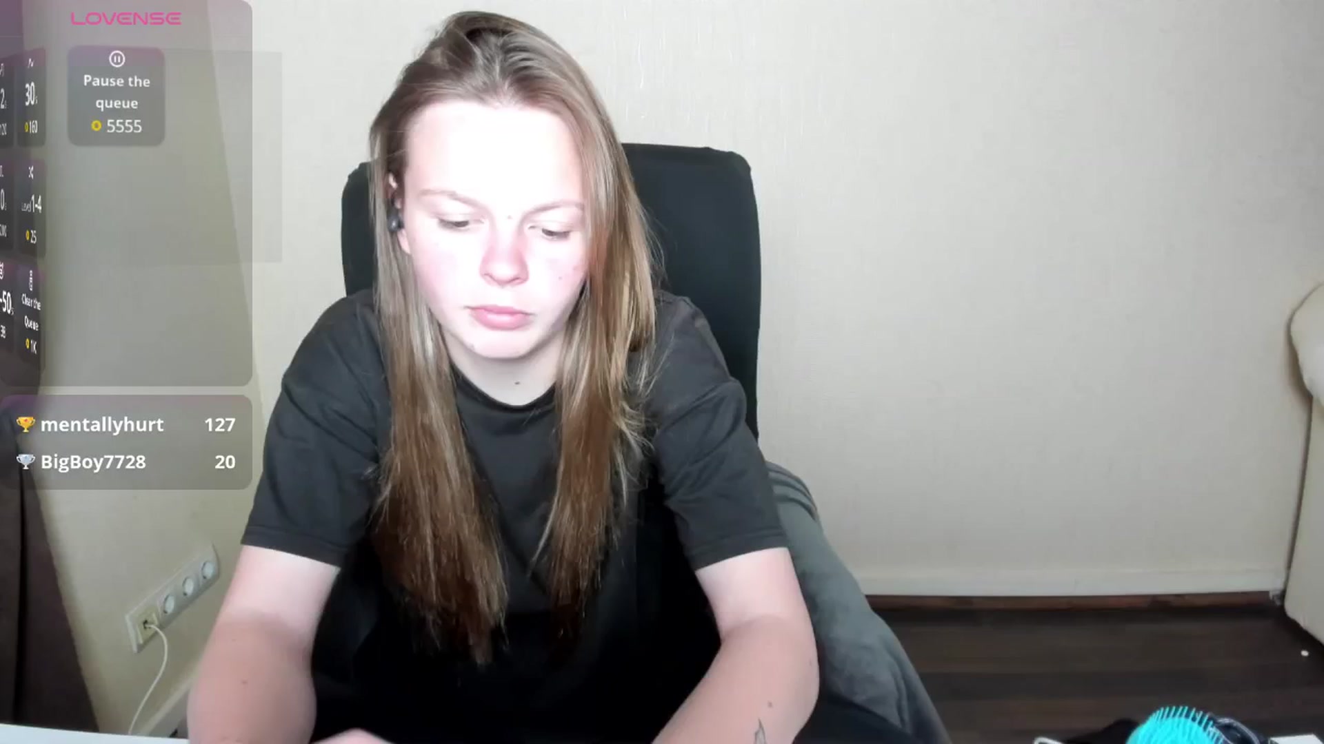 Gallery image thumbnail from CuteDina's myfreecams stream on, 05/19/2025, 08:24 image 15 of 20