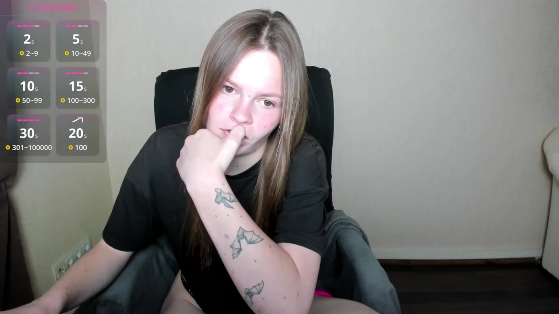 Gallery image thumbnail from CuteDina's myfreecams stream on, 05/20/2025, 07:45 image 1 of 20