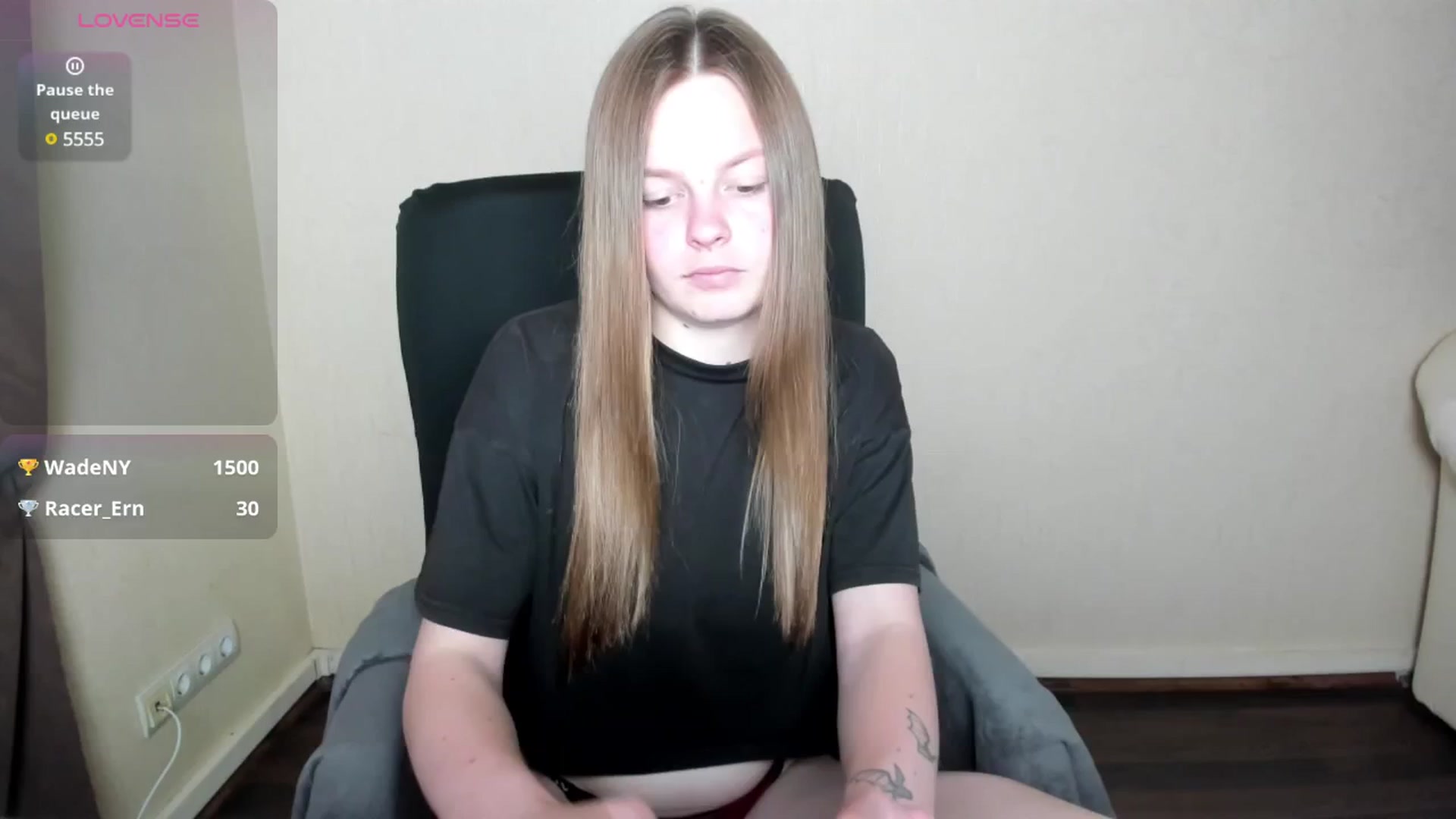Gallery image thumbnail from CuteDina's myfreecams stream on, 05/20/2025, 08:33 image 14 of 20