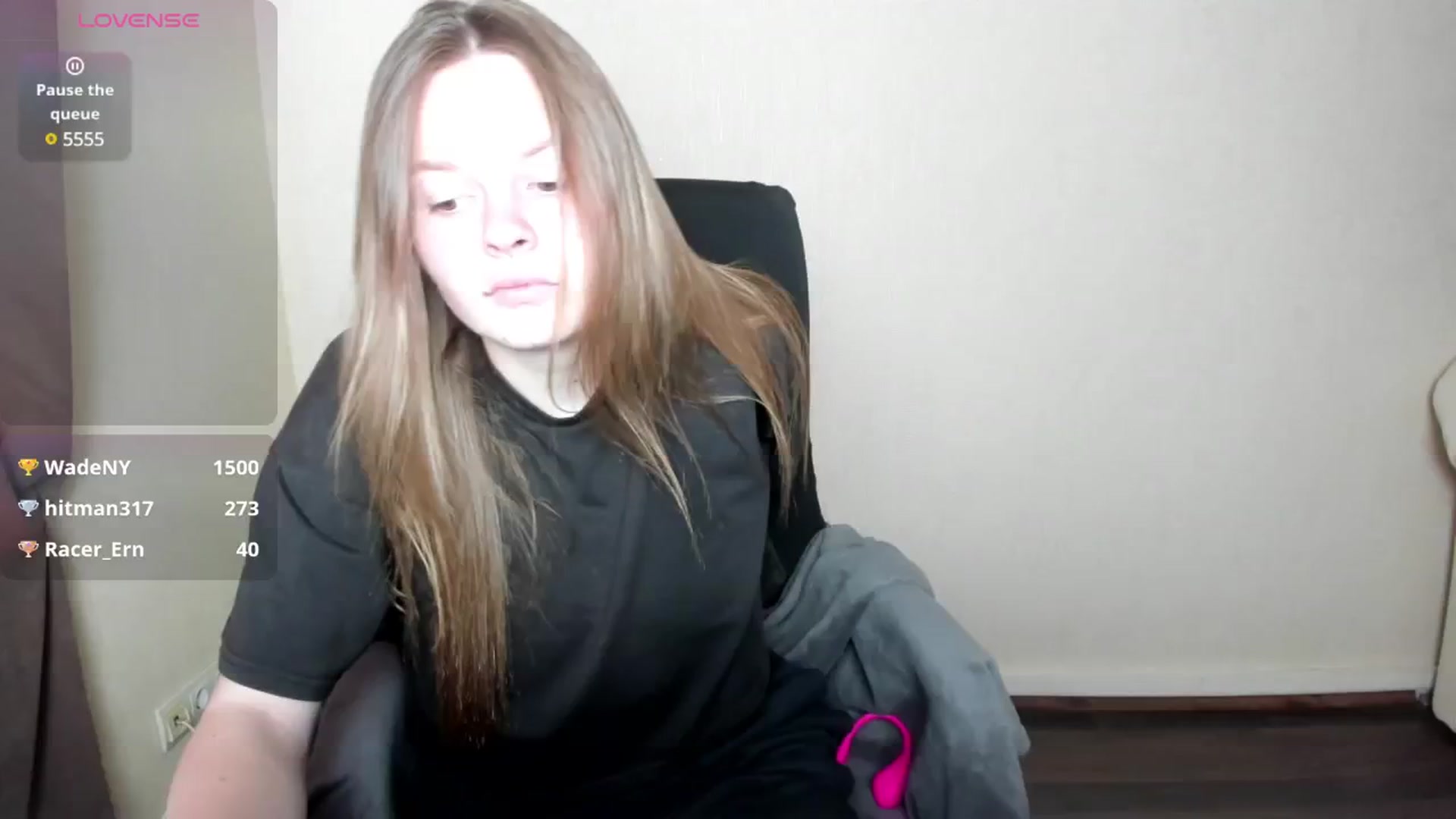 Gallery image thumbnail from CuteDina's myfreecams stream on, 05/20/2025, 10:43 image 17 of 20