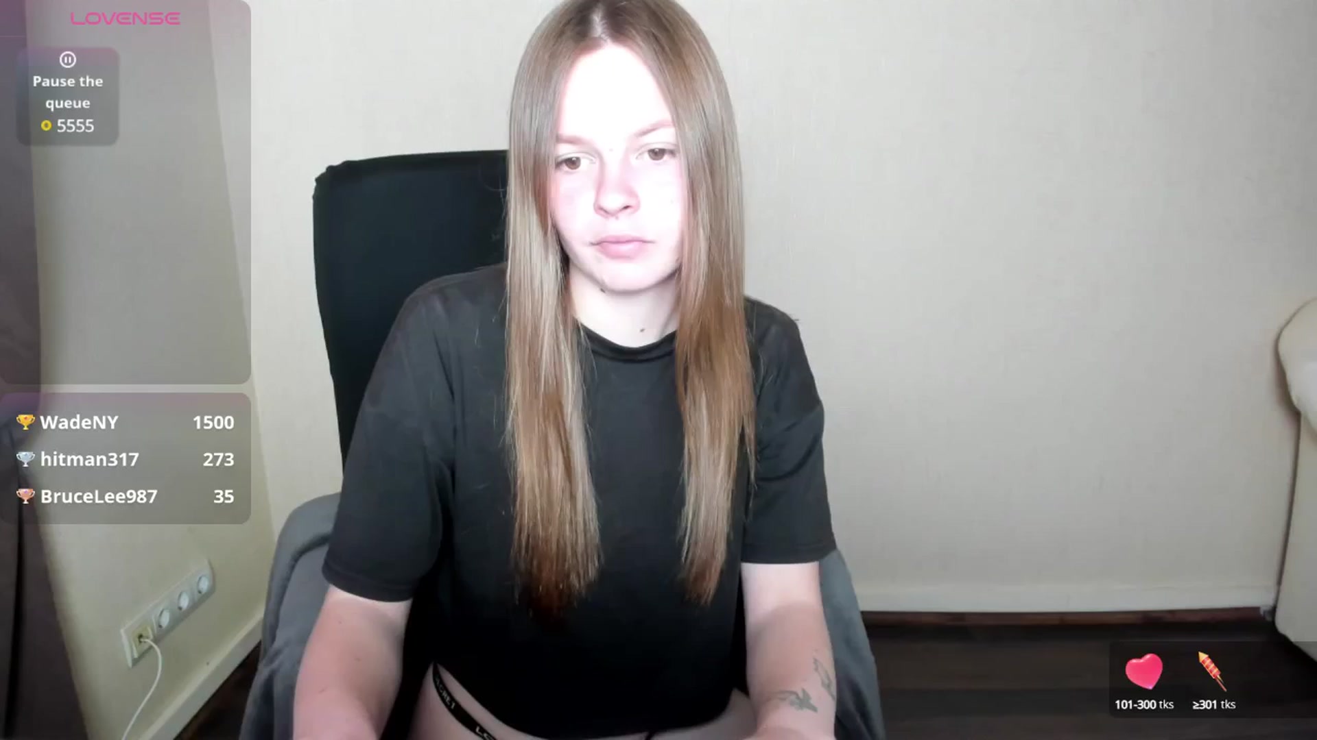 Gallery image thumbnail from CuteDina's myfreecams stream on, 05/20/2025, 10:43 image 8 of 20