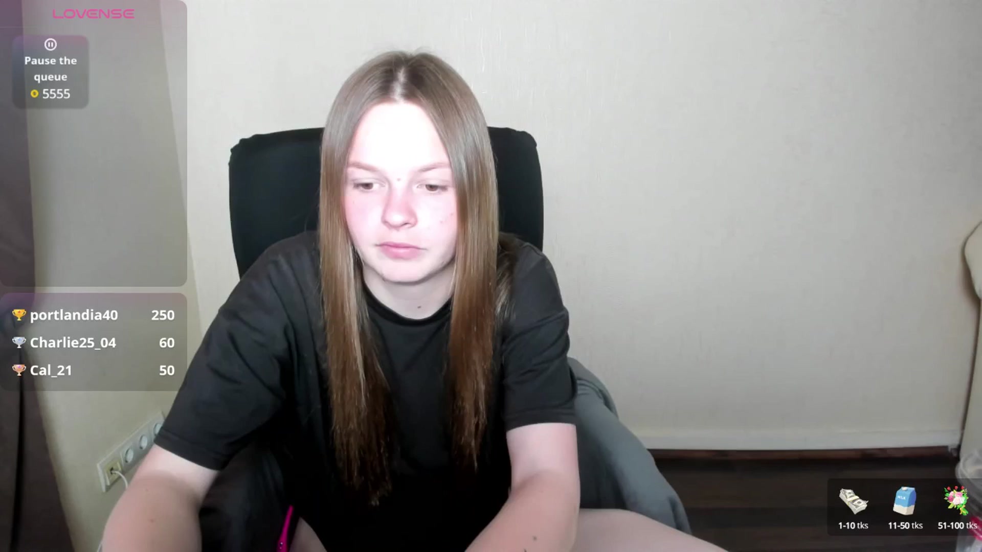 Gallery image thumbnail from CuteDina's myfreecams stream on, 05/21/2025, 11:06 image 17 of 20