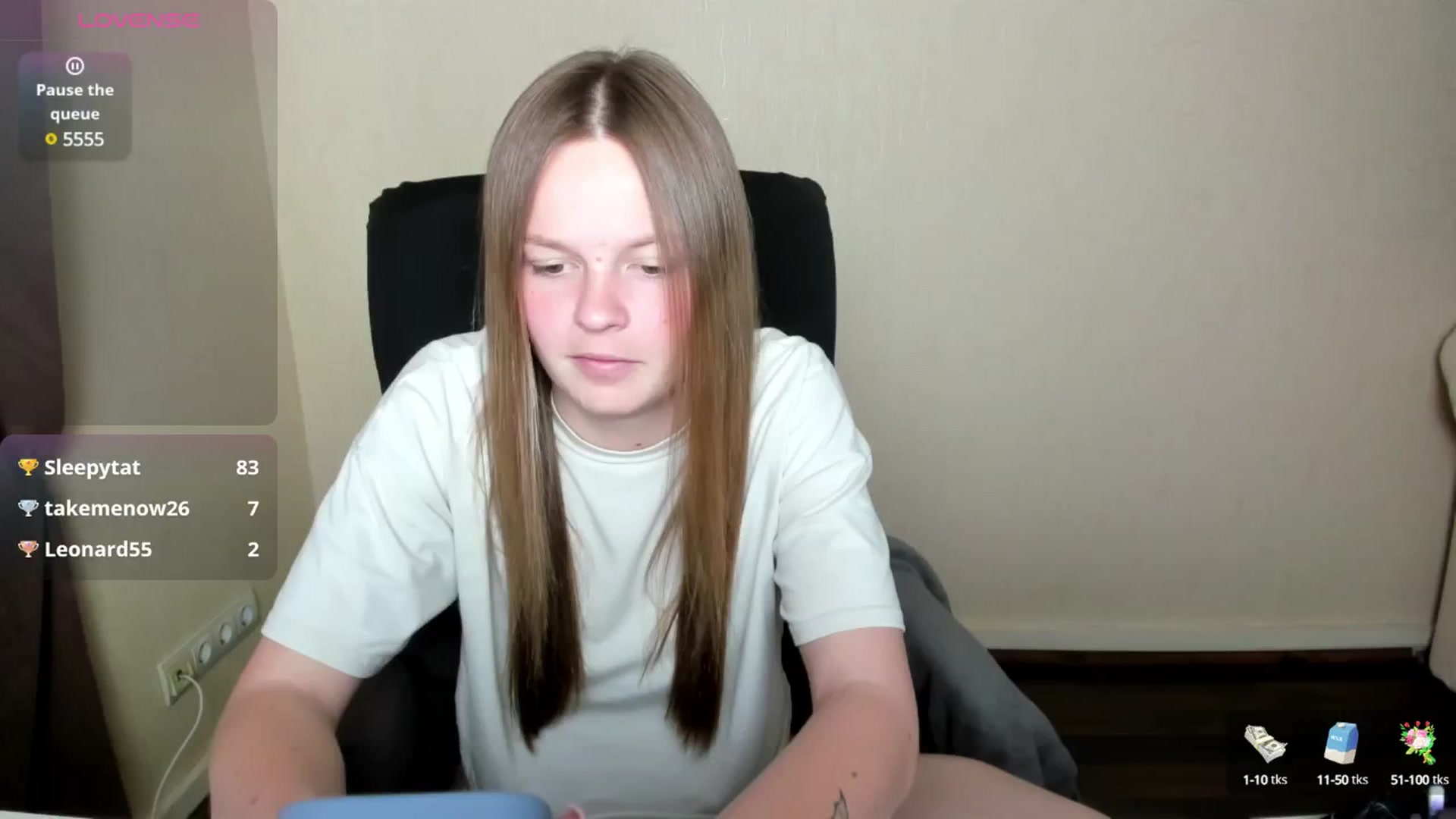 Gallery image thumbnail from CuteDina's myfreecams stream on, 05/24/2025, 10:23 image 1 of 20