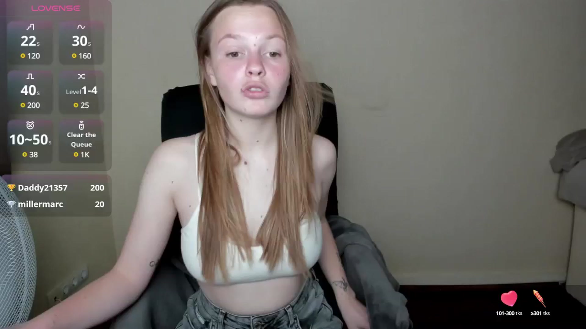 Gallery image thumbnail from CuteDina's myfreecams stream on, 05/30/2025, 08:36 image 9 of 20