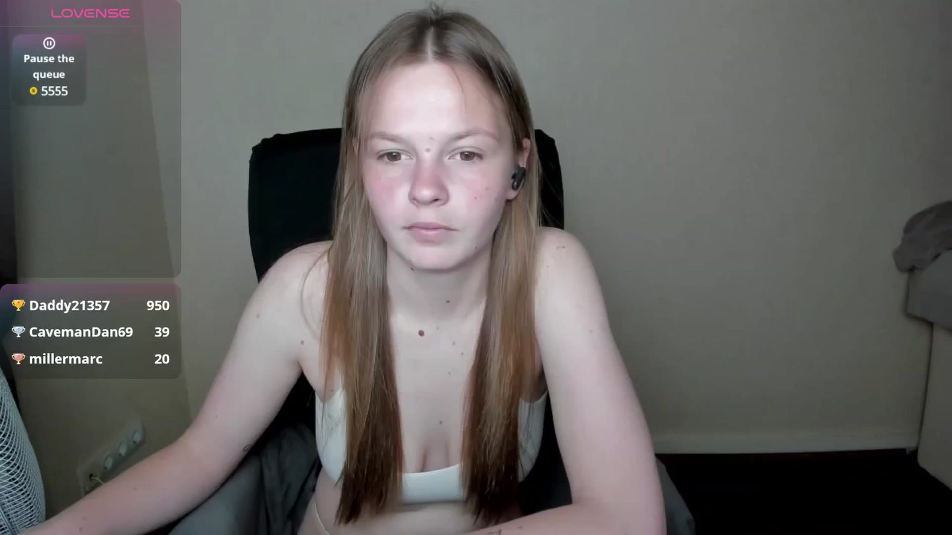 Gallery image thumbnail from CuteDina's myfreecams stream on, 05/30/2025, 09:17 image 18 of 20