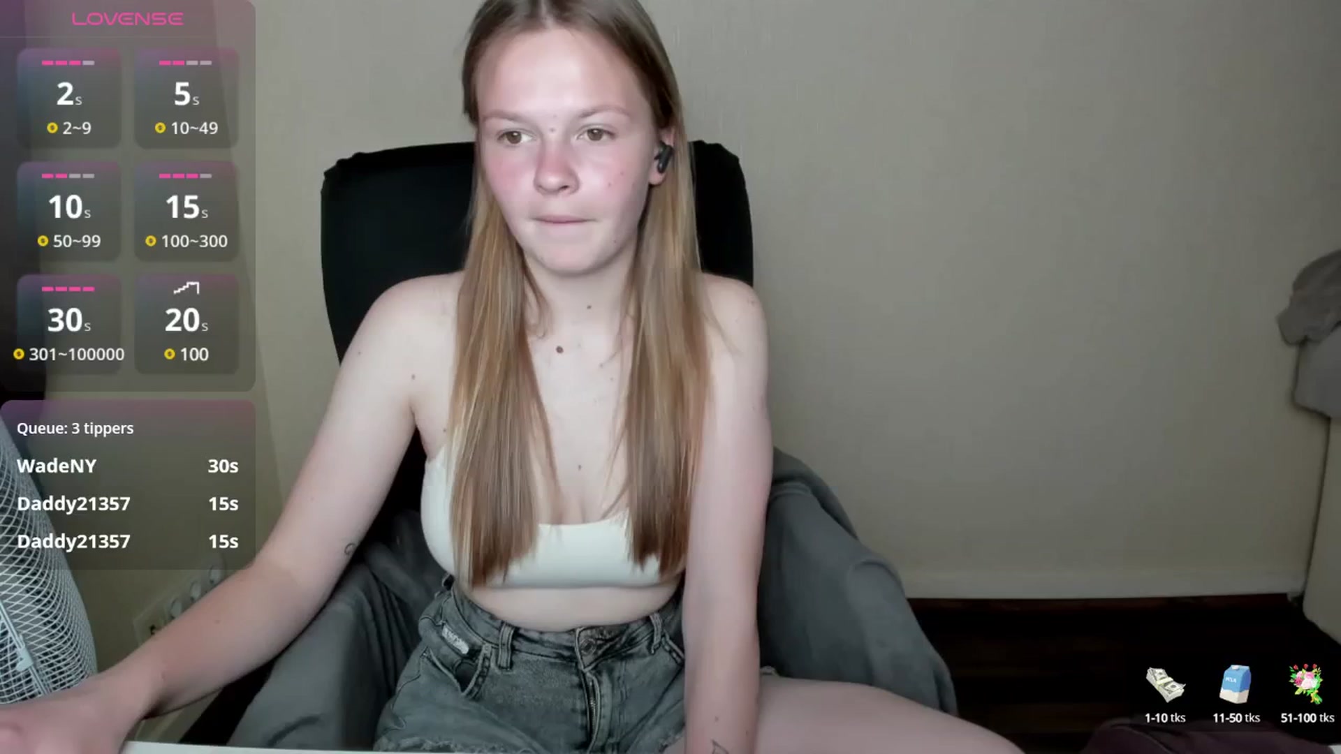Gallery image thumbnail from CuteDina's myfreecams stream on, 05/30/2025, 09:50 image 5 of 20
