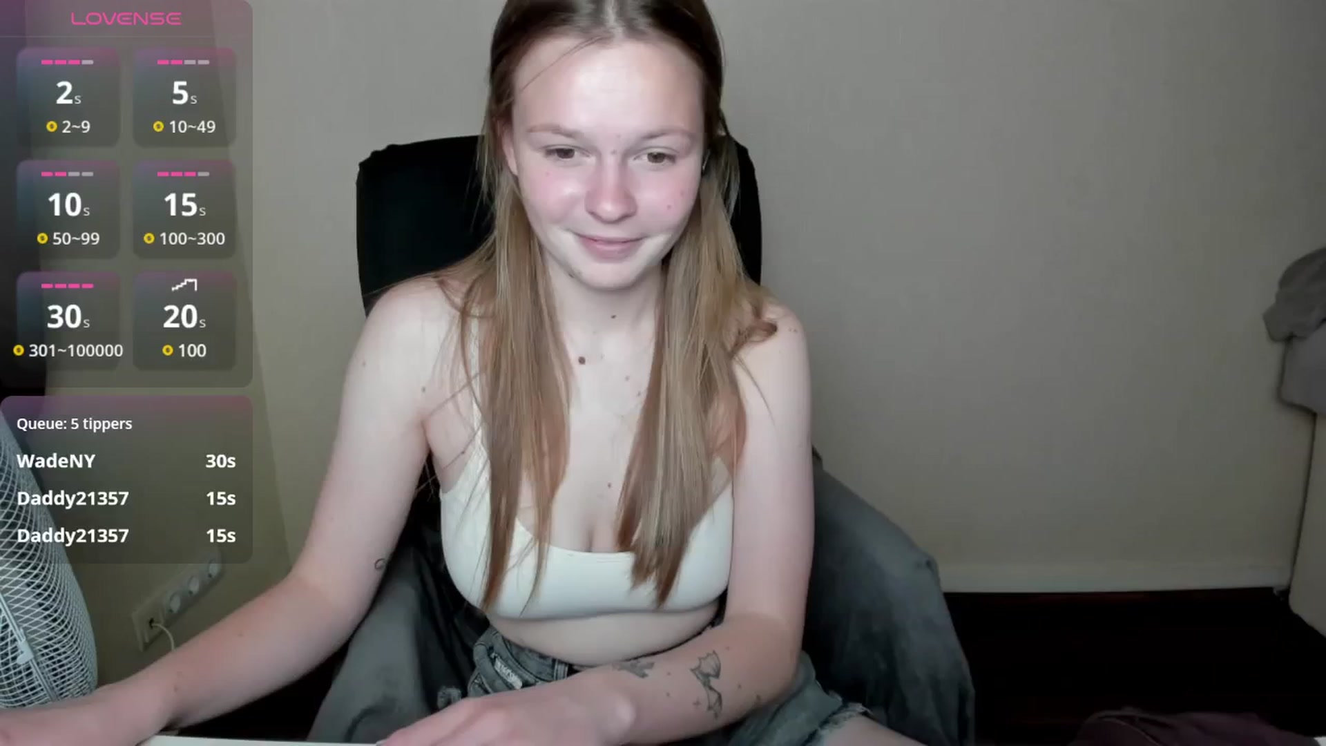 Gallery image thumbnail from CuteDina's myfreecams stream on, 05/30/2025, 09:50 image 13 of 20