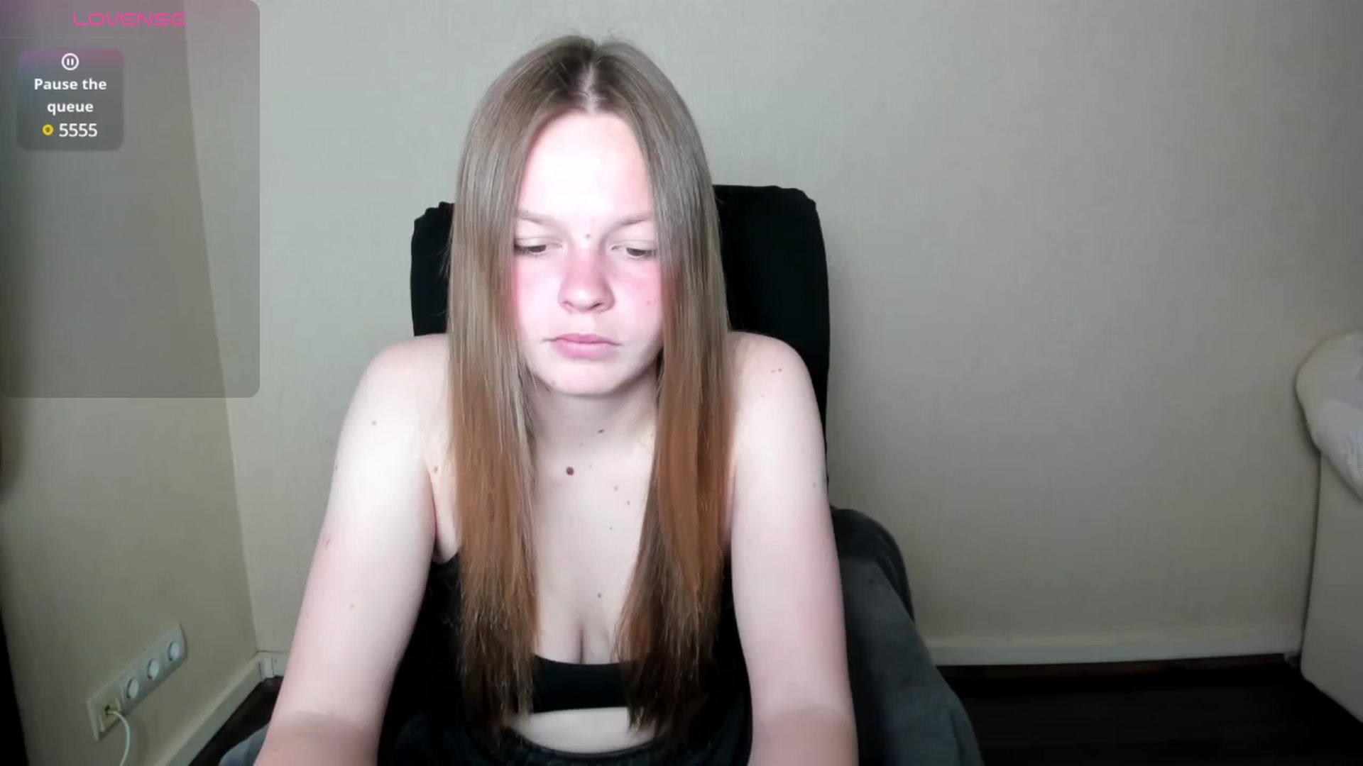 Gallery image thumbnail from CuteDina's myfreecams stream on, 06/02/2025, 06:56 image 10 of 20