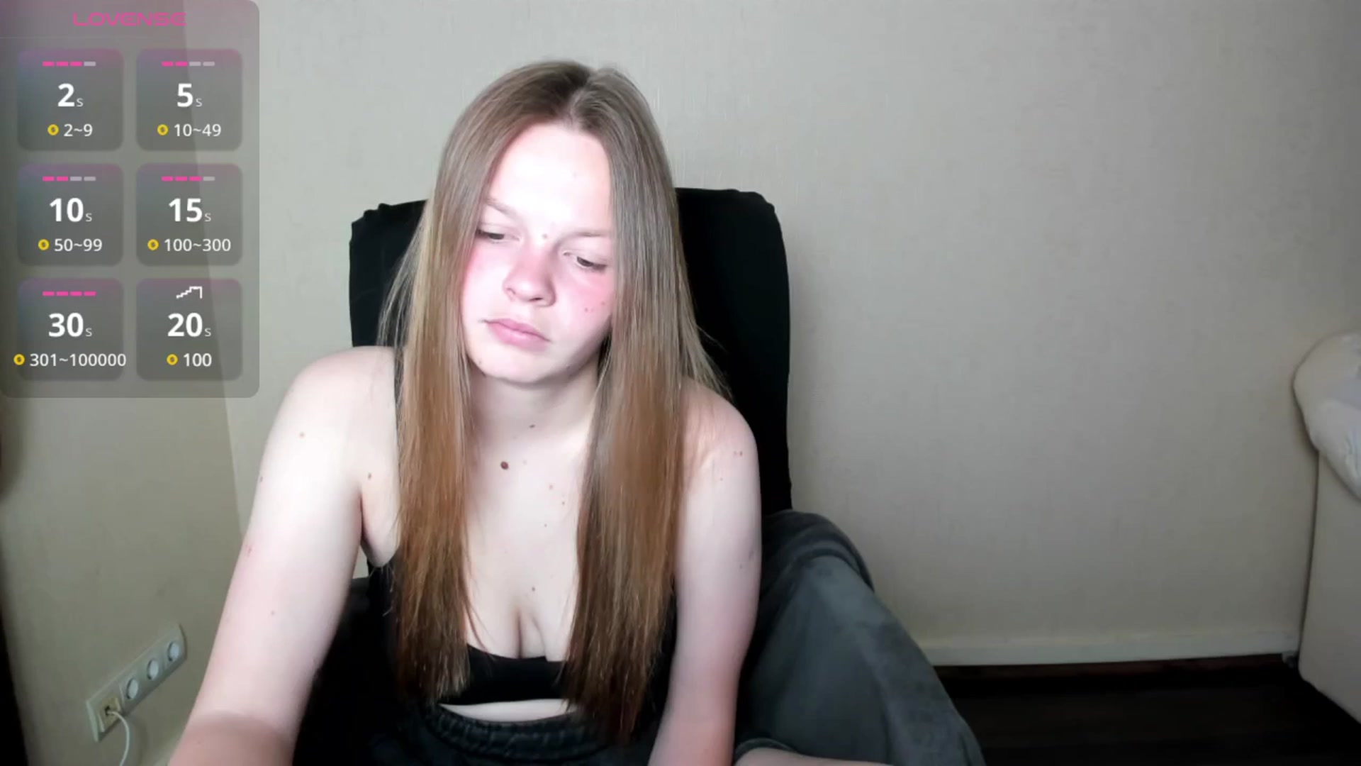 Gallery image thumbnail from CuteDina's myfreecams stream on, 06/02/2025, 06:56 image 15 of 20