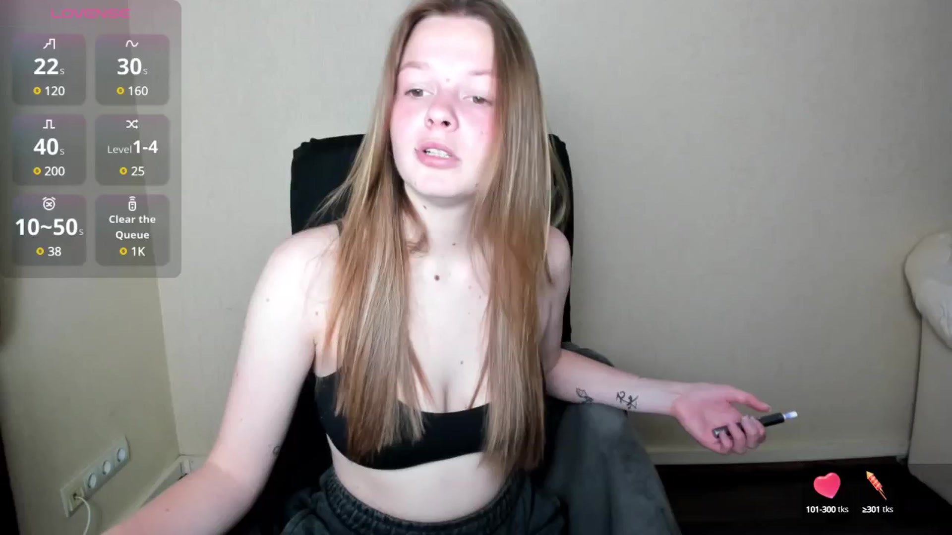 Gallery image thumbnail from CuteDina's myfreecams stream on, 06/02/2025, 06:56 image 7 of 20