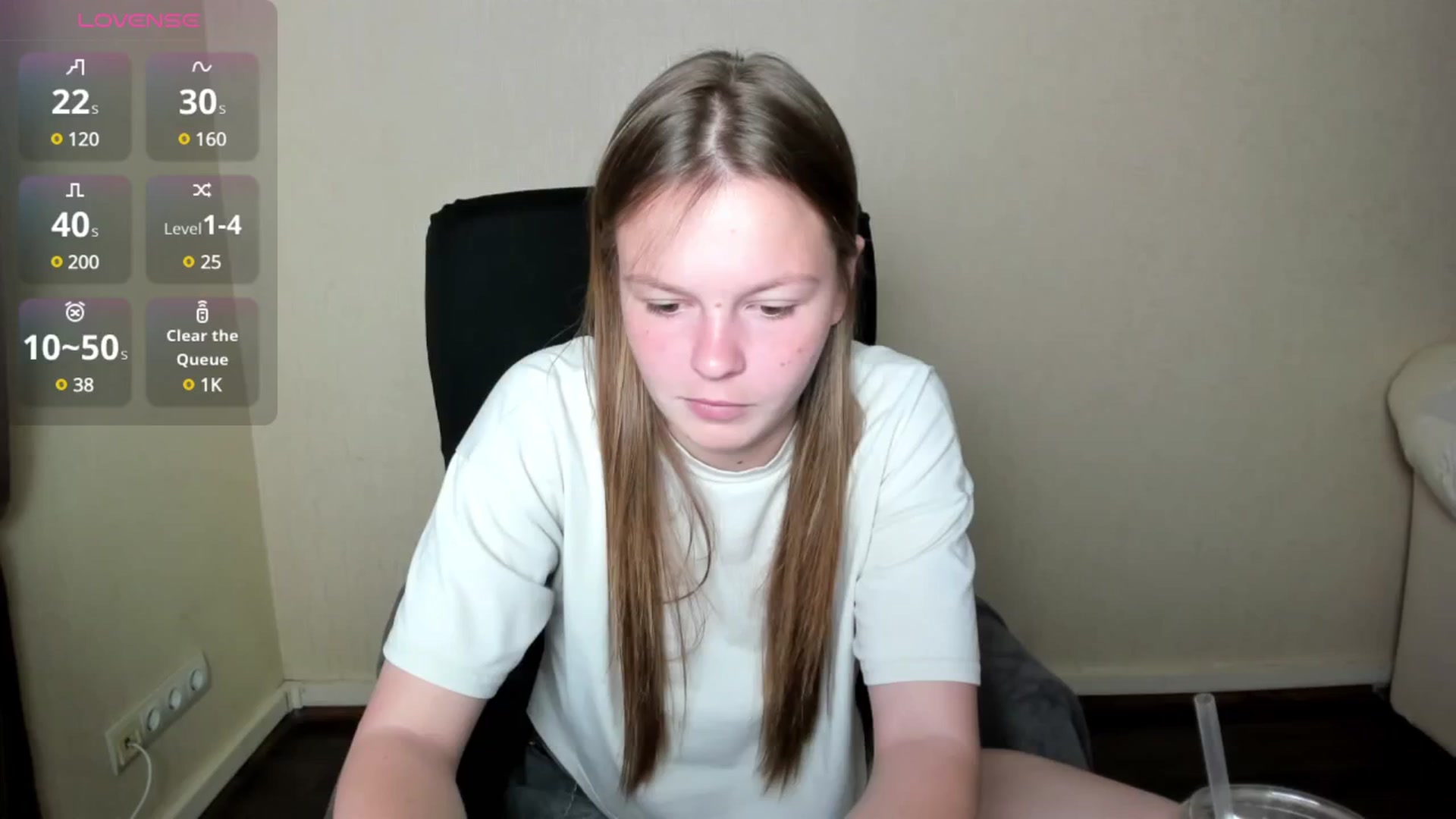 Gallery image thumbnail from CuteDina's myfreecams stream on, 06/03/2025, 06:58 image 2 of 20
