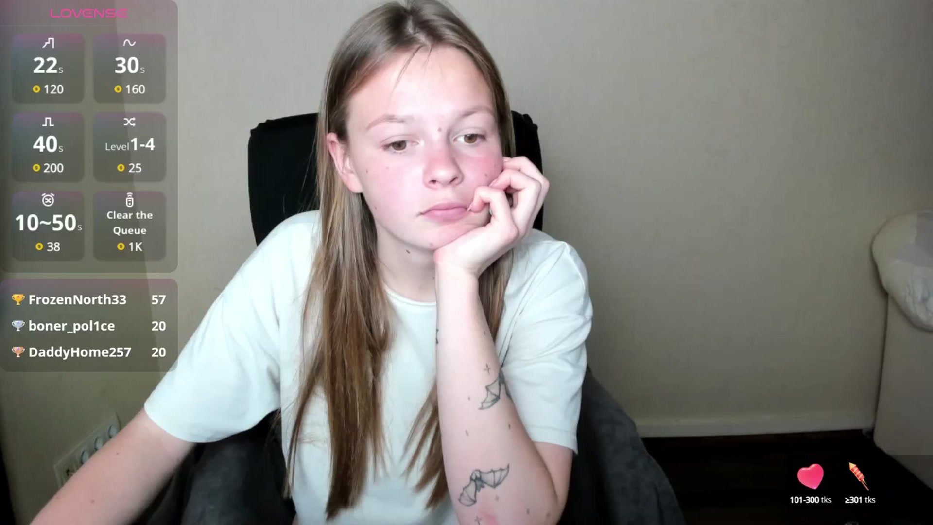 Gallery image thumbnail from CuteDina's myfreecams stream on, 06/03/2025, 09:23 image 6 of 20