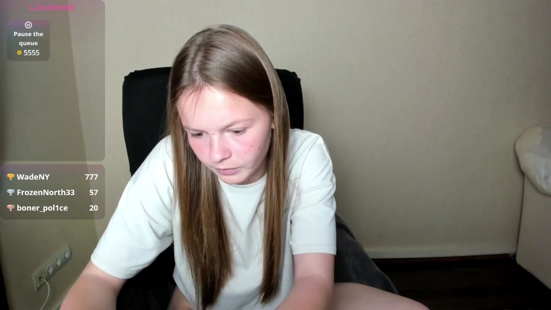 Gallery image thumbnail from CuteDina's myfreecams stream on, 06/03/2025, 09:23 image 13 of 20