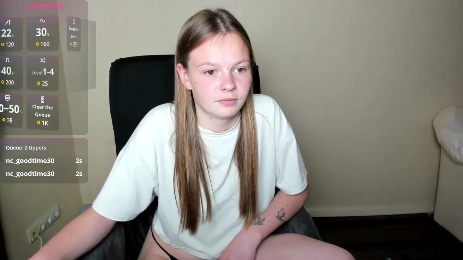 Gallery image thumbnail from CuteDina's myfreecams stream on, 06/03/2025, 10:26 image 4 of 20