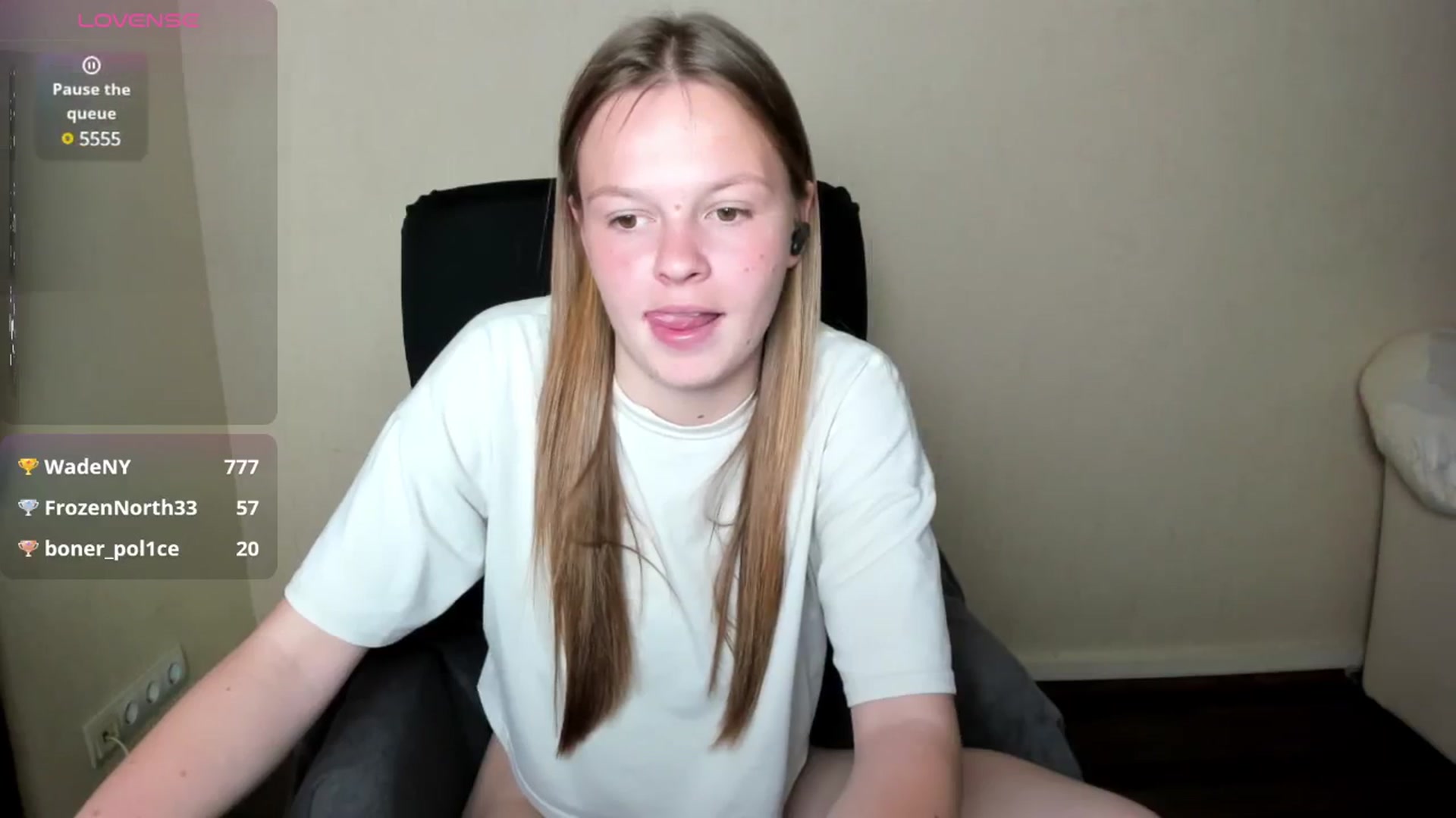 Gallery image thumbnail from CuteDina's myfreecams stream on, 06/03/2025, 10:26 image 20 of 20