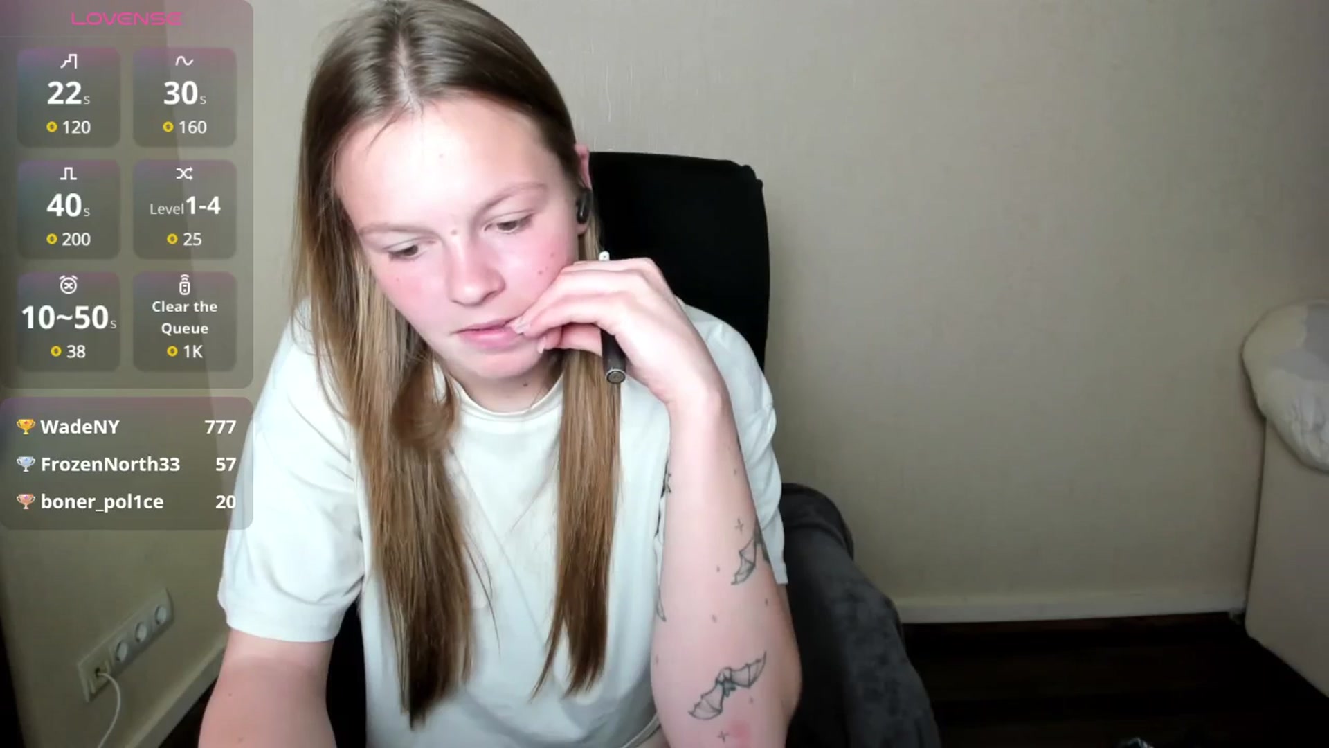 Gallery image thumbnail from CuteDina's myfreecams stream on, 06/03/2025, 10:26 image 13 of 20