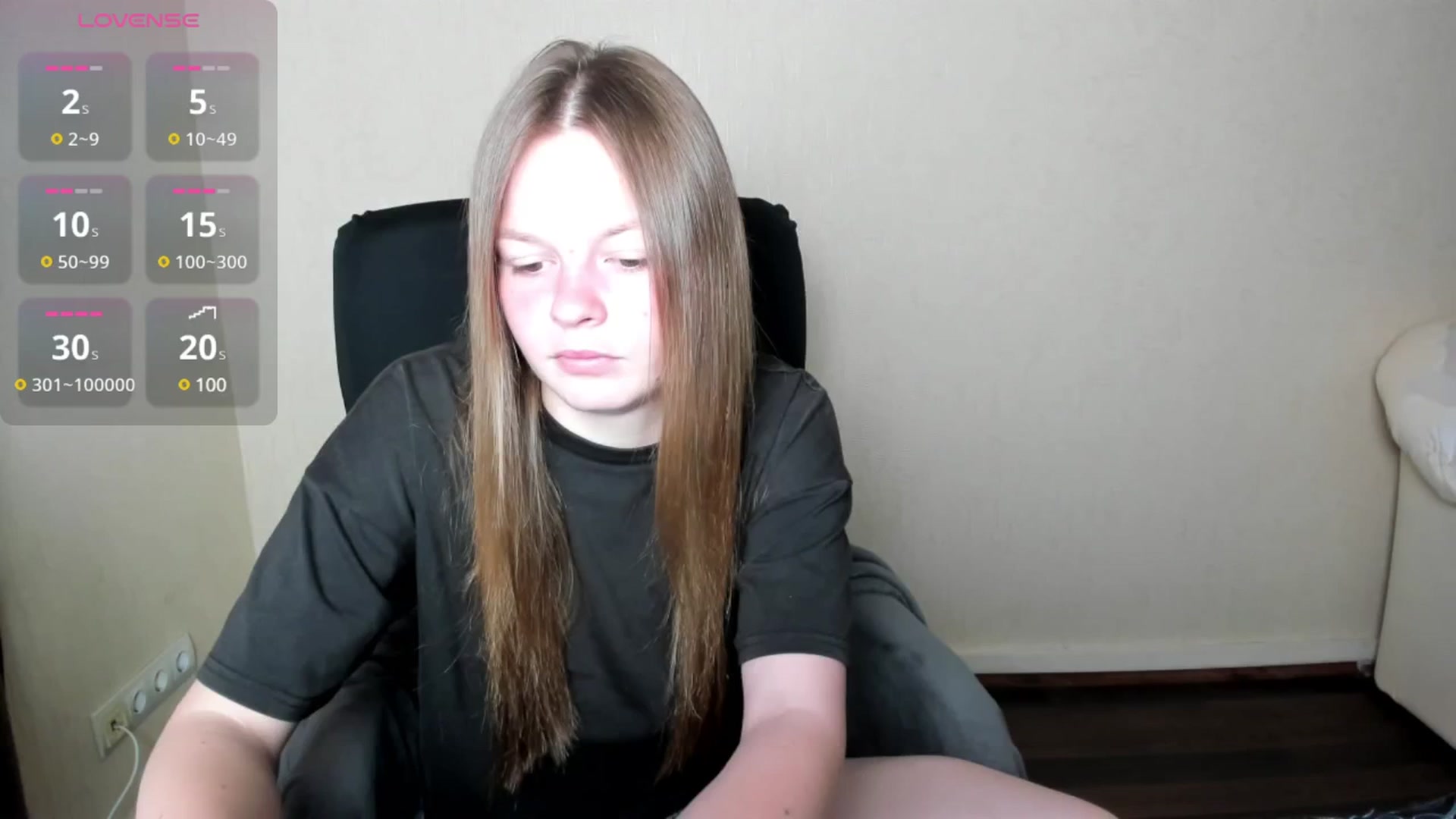 Gallery image thumbnail from CuteDina's myfreecams stream on, 06/04/2025, 06:15 image 5 of 20