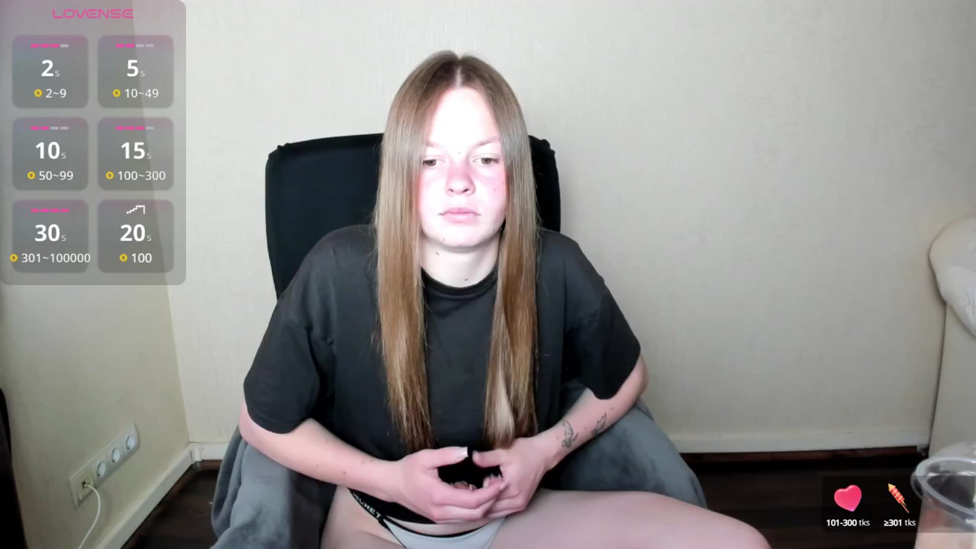 Gallery image thumbnail from CuteDina's myfreecams stream on, 06/04/2025, 06:15 image 11 of 20