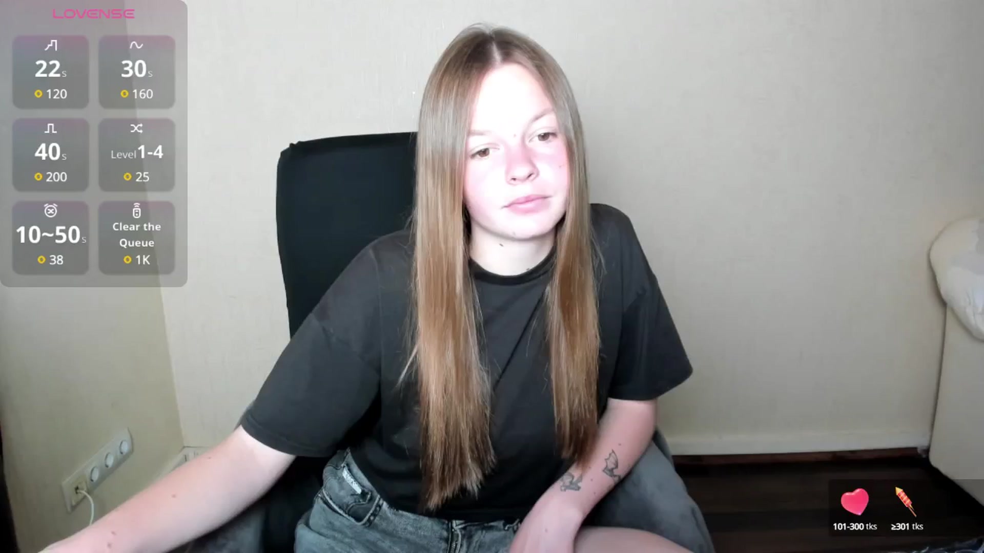 Gallery image thumbnail from CuteDina's myfreecams stream on, 06/04/2025, 06:15 image 7 of 20