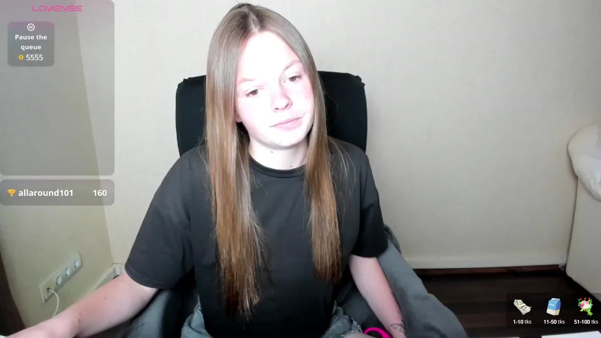 Gallery image thumbnail from CuteDina's myfreecams stream on, 06/04/2025, 09:05 image 15 of 20
