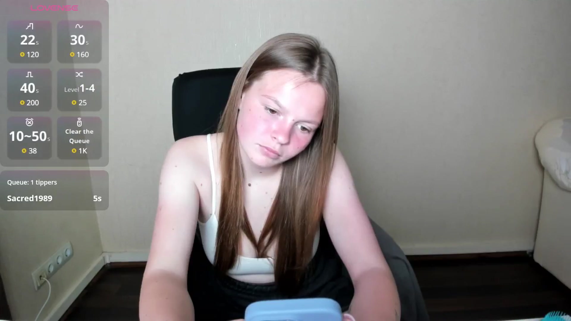 Gallery image thumbnail from CuteDina's myfreecams stream on, 06/06/2025, 07:57 image 15 of 20