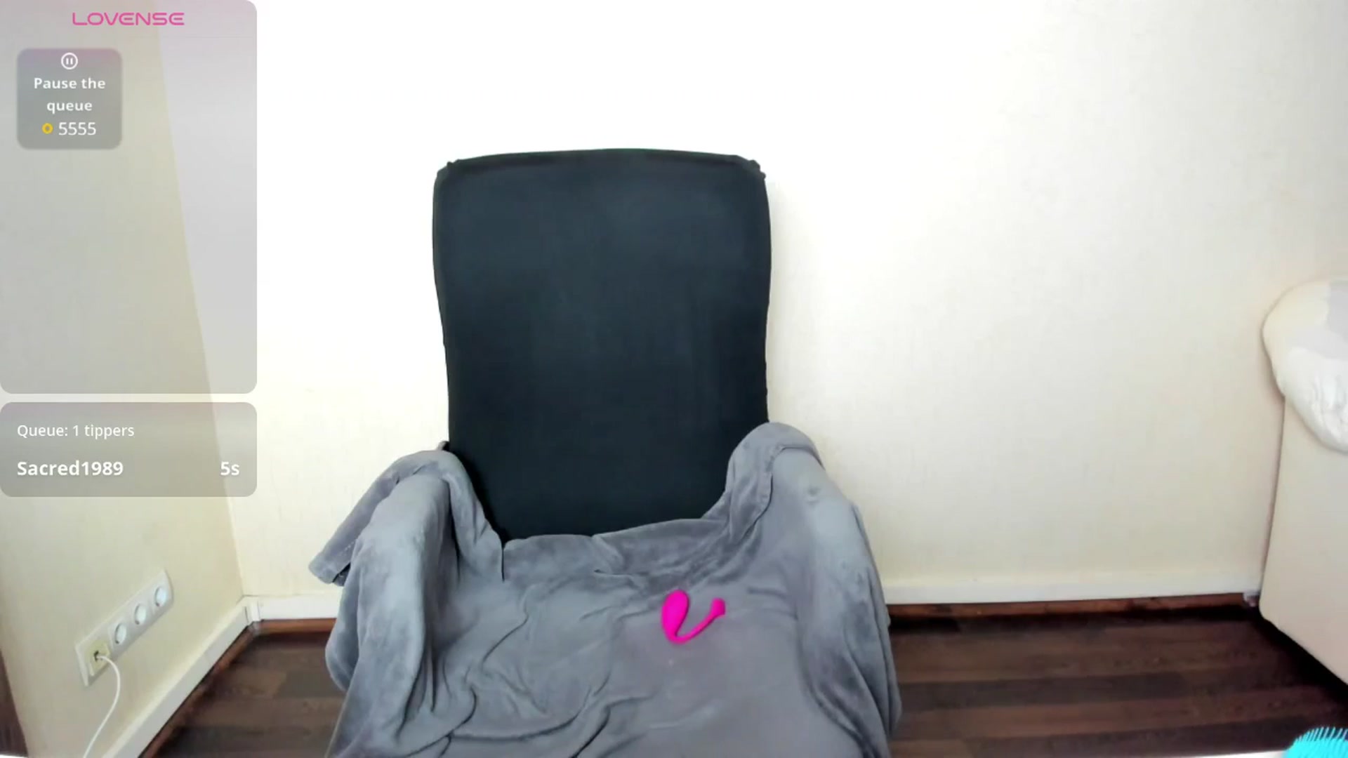 Gallery image thumbnail from CuteDina's myfreecams stream on, 06/06/2025, 07:57 image 12 of 20