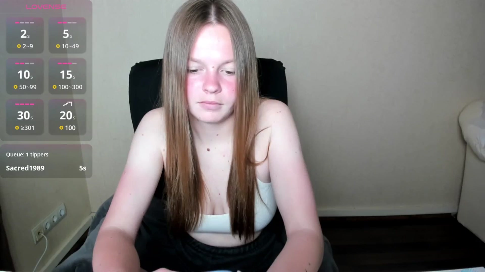 Gallery image thumbnail from CuteDina's myfreecams stream on, 06/06/2025, 07:57 image 3 of 20